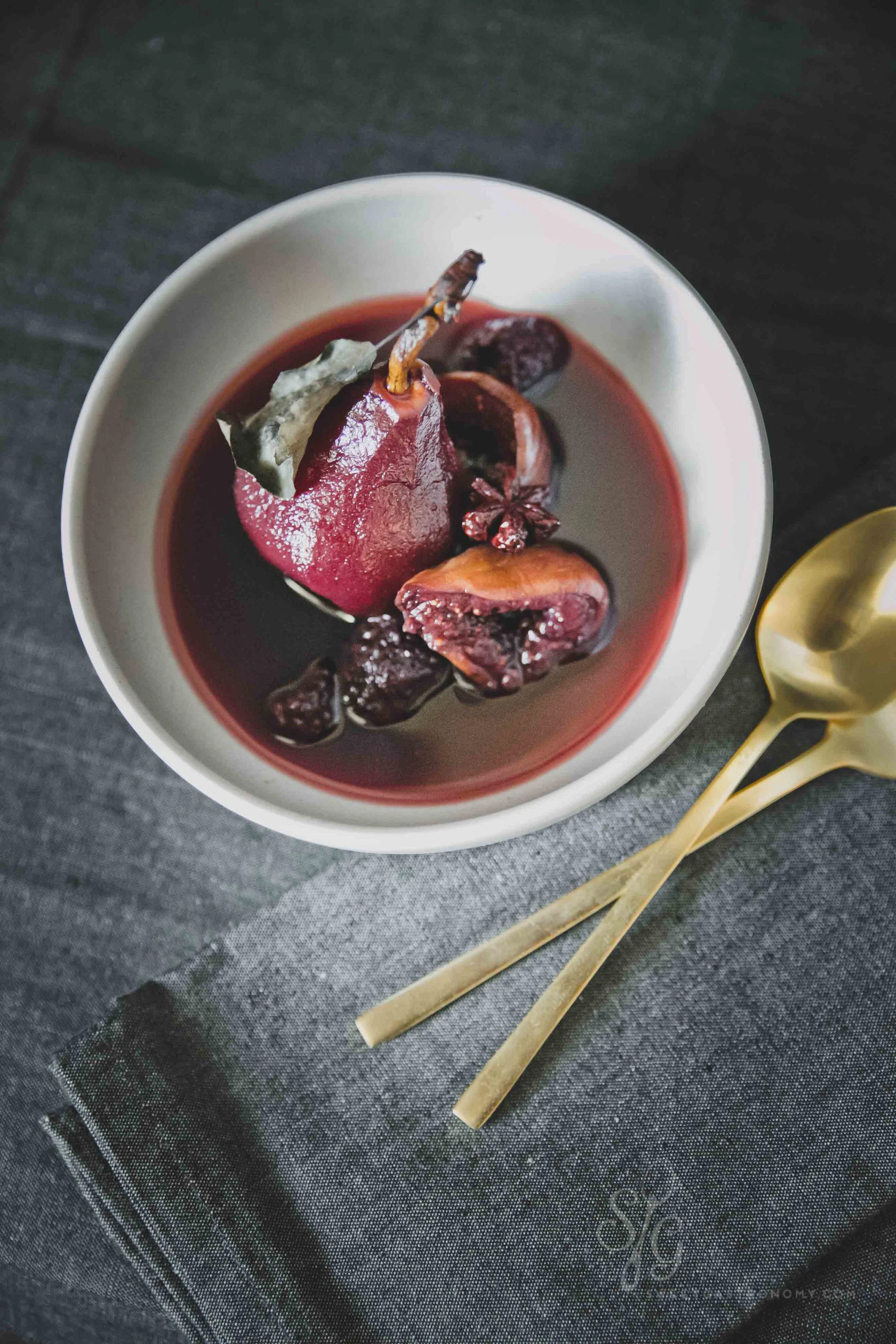 Spiced Red Wine Poached Pears & Figs — Sweet Gastronomy