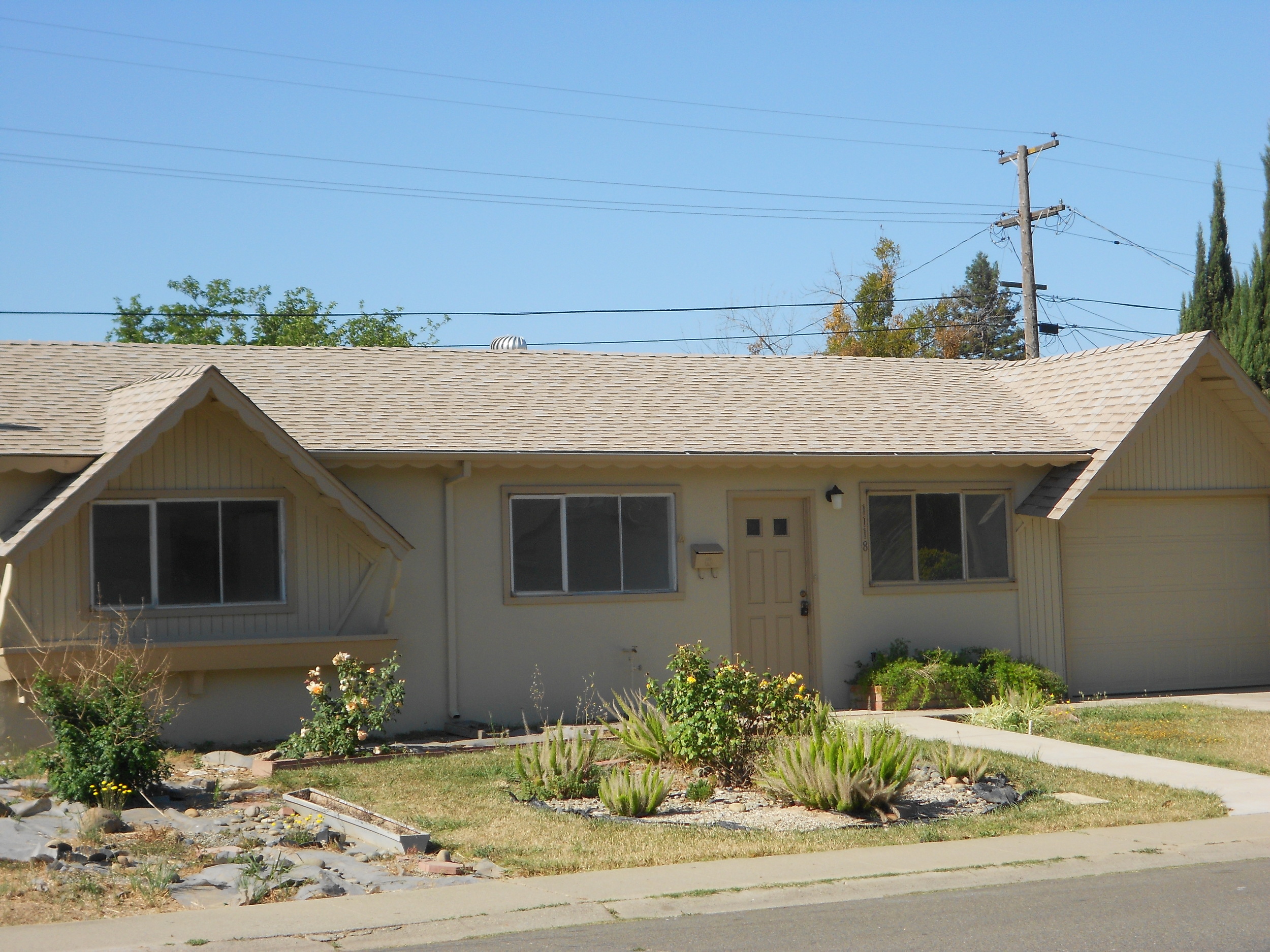 Completed Composition Shingle Roof Project by Ved's Roofing of Yuba City, CA.