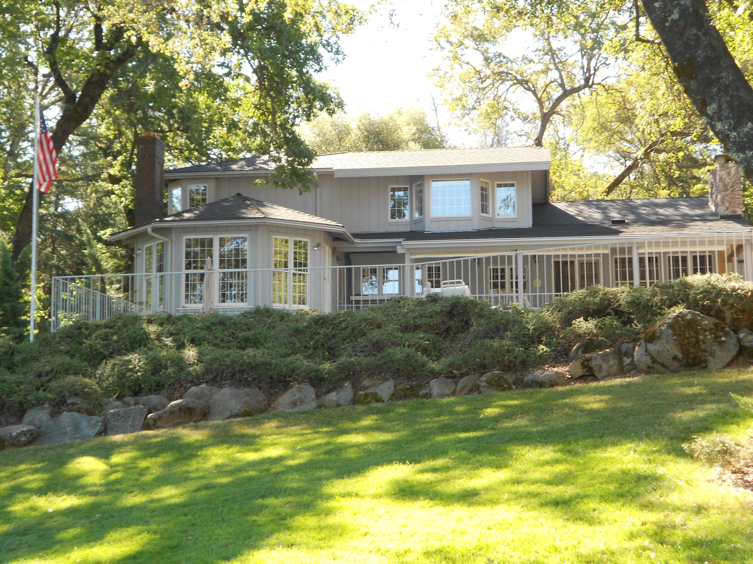 Completed Composition Shingle Roof Project by Ved's Roofing of Yuba City, CA.