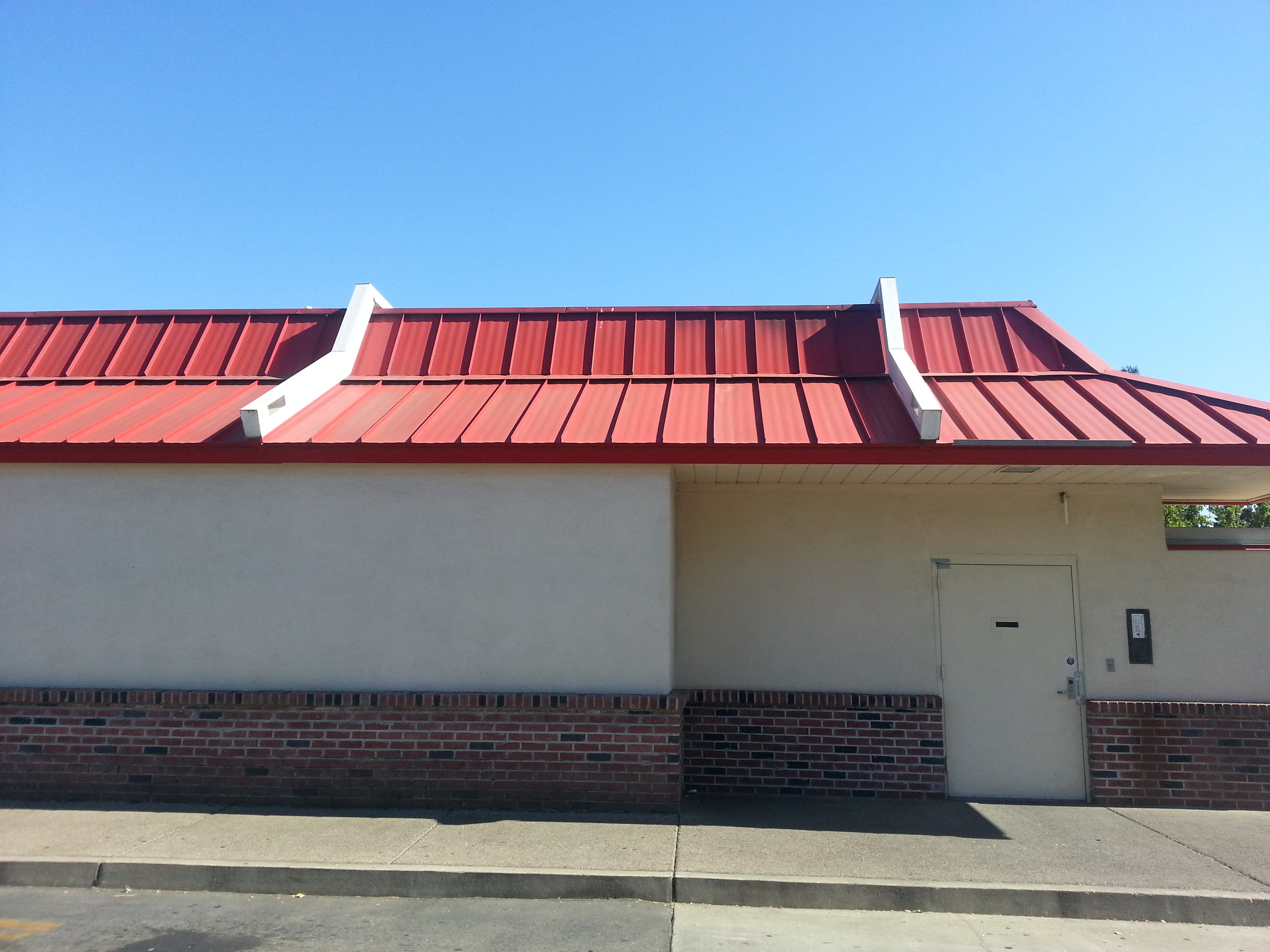 Completed Metal Roofing Project by Ved's Roofing of Yuba City, CA.