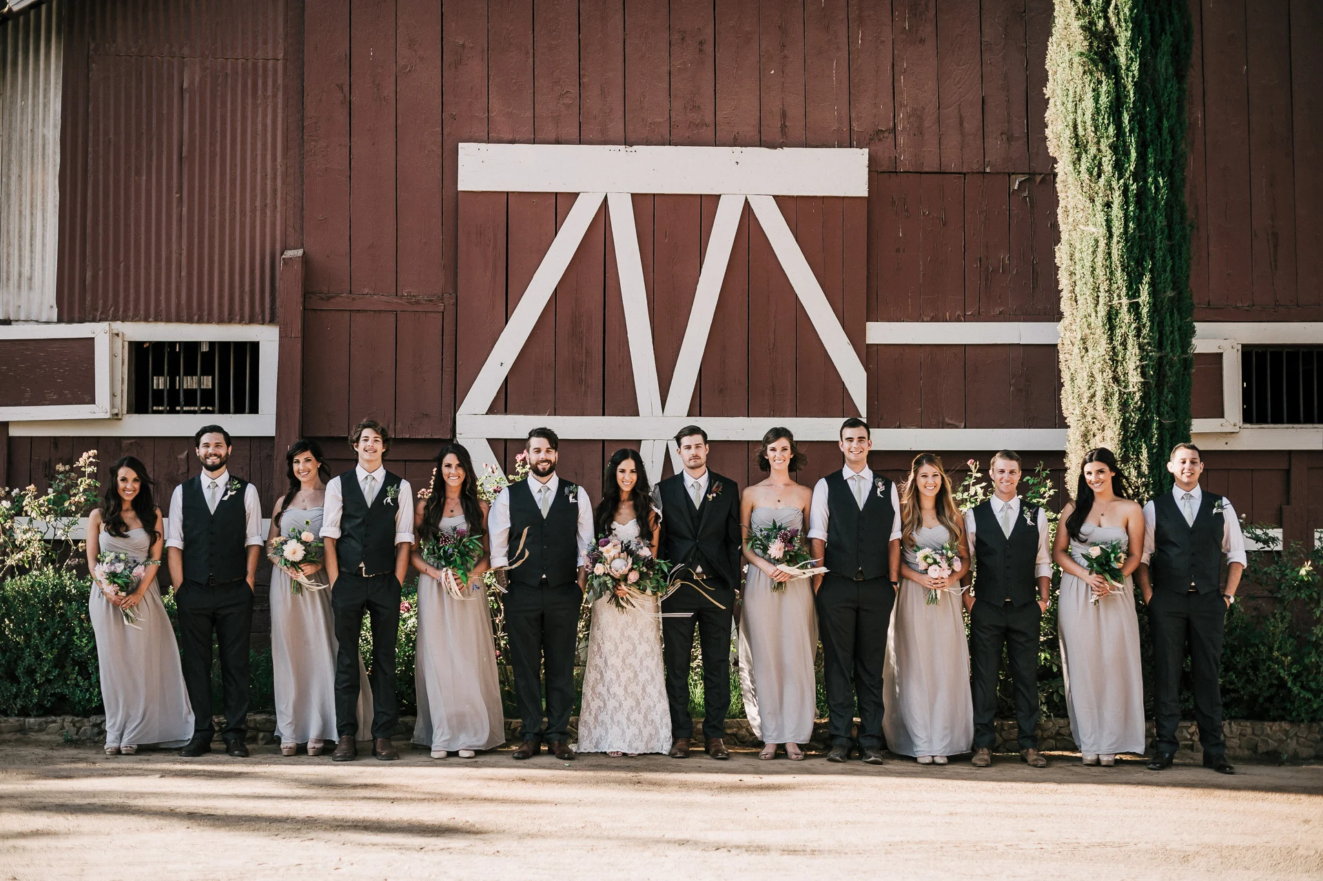 Red barn bridal party photos