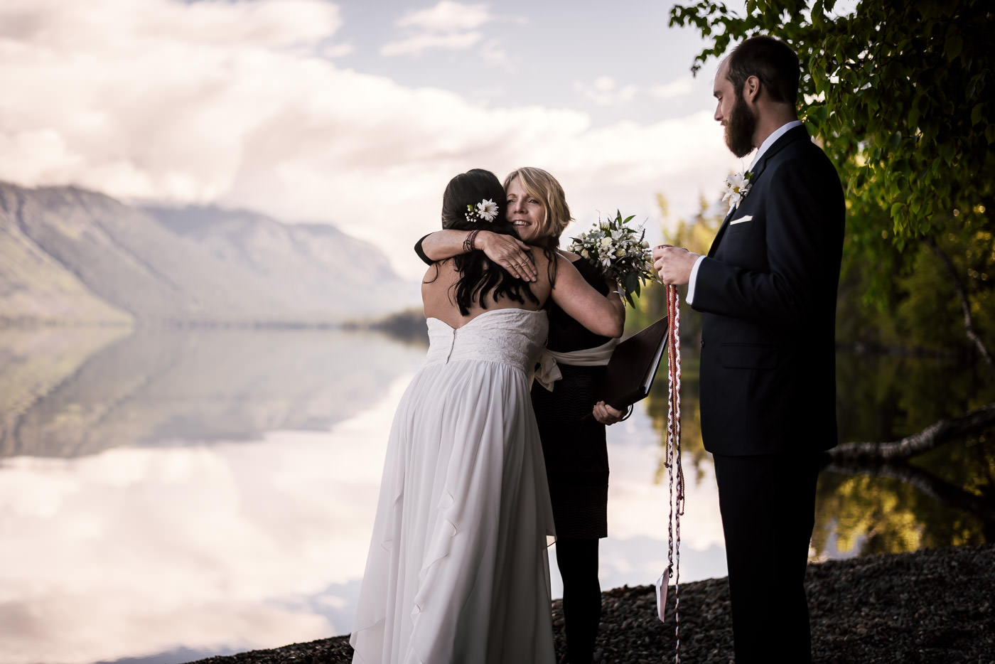 how-to-elope-chose-officant.jpg