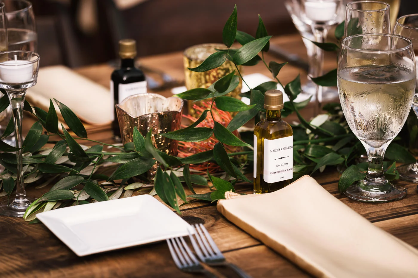 Olive oil and Balsamic Vinegar wedding favors for guests.