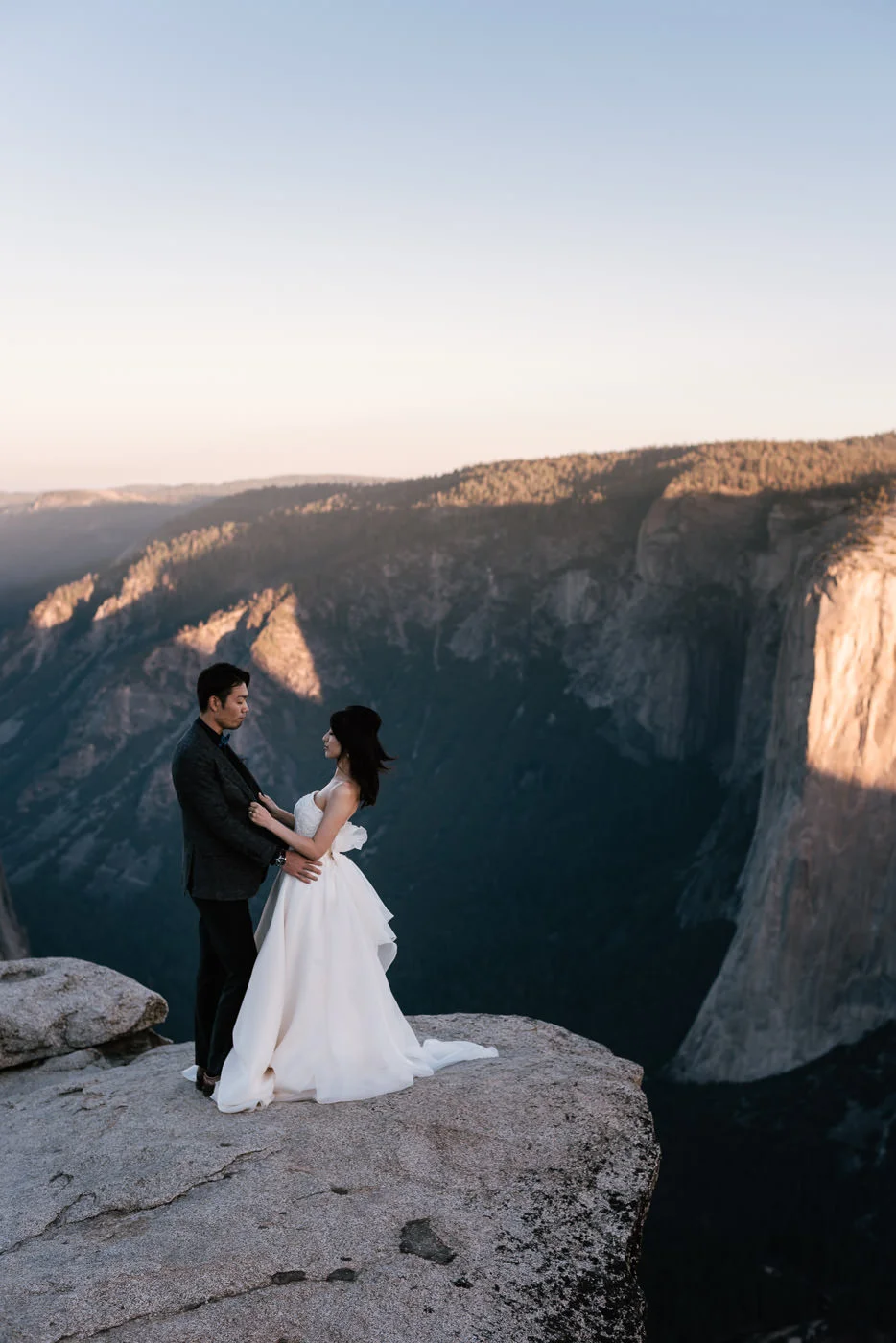 Best destination wedding photographers for adventurous weddings.