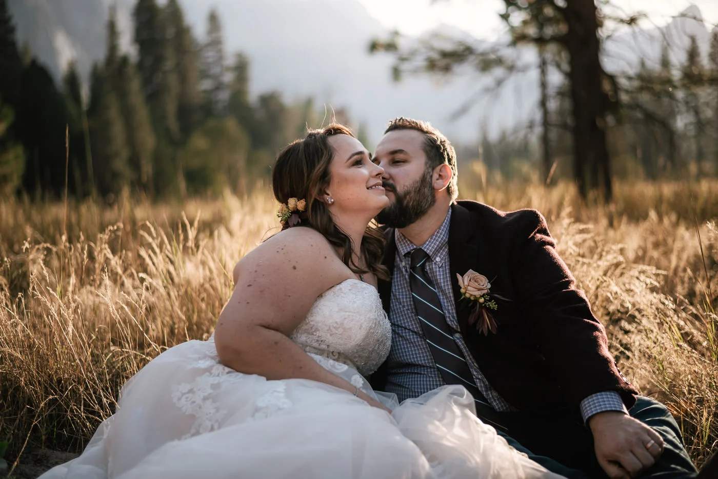 yosemite-meadow-wedding-photos-sunset-26.jpg