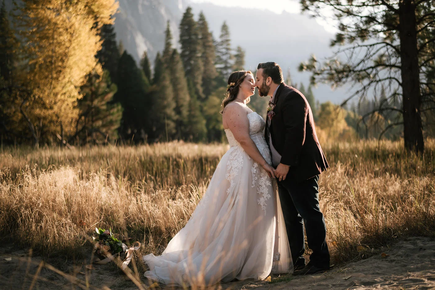 yosemite-meadow-wedding-photos-sunset-29.jpg
