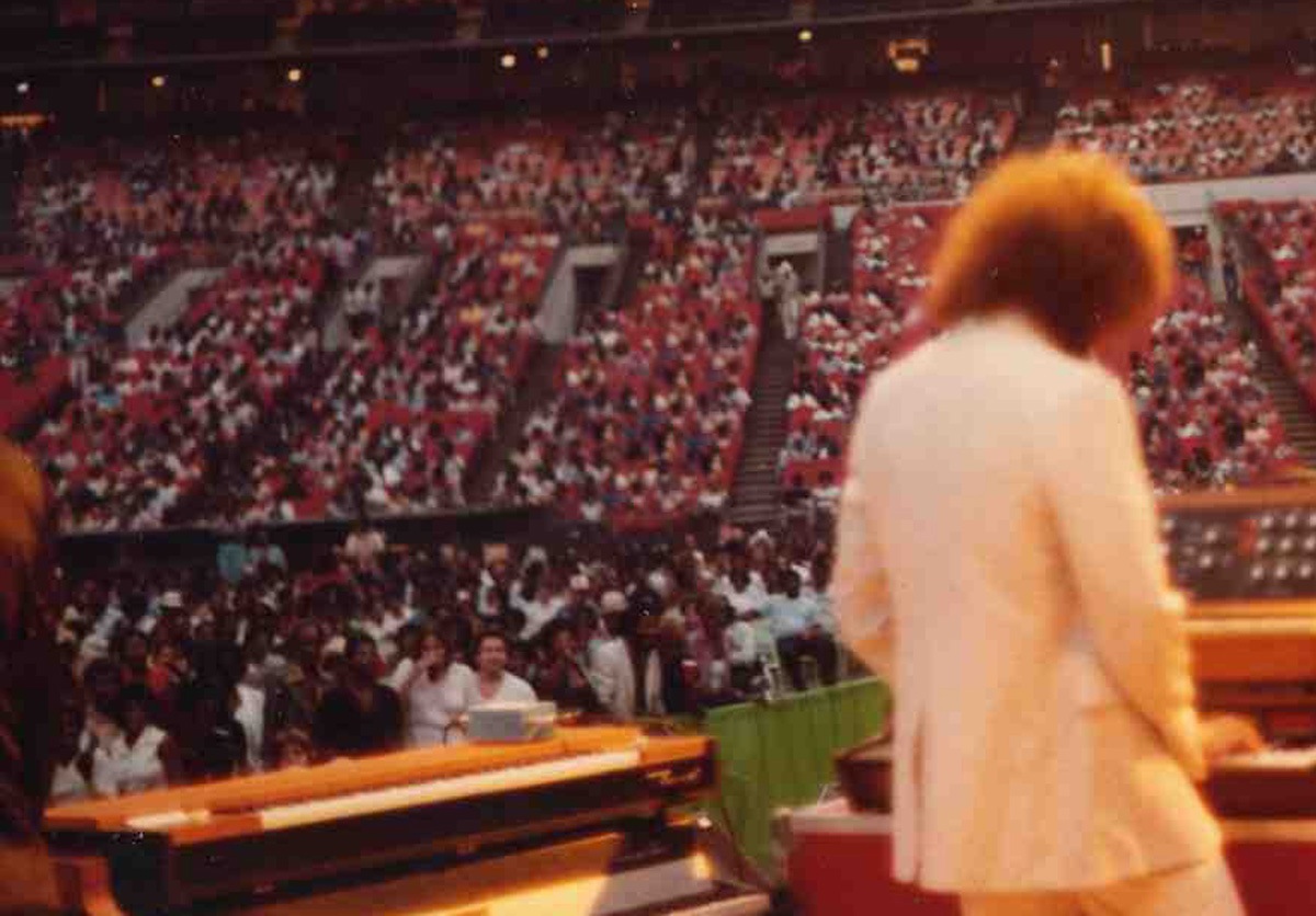 astrodome.jpg