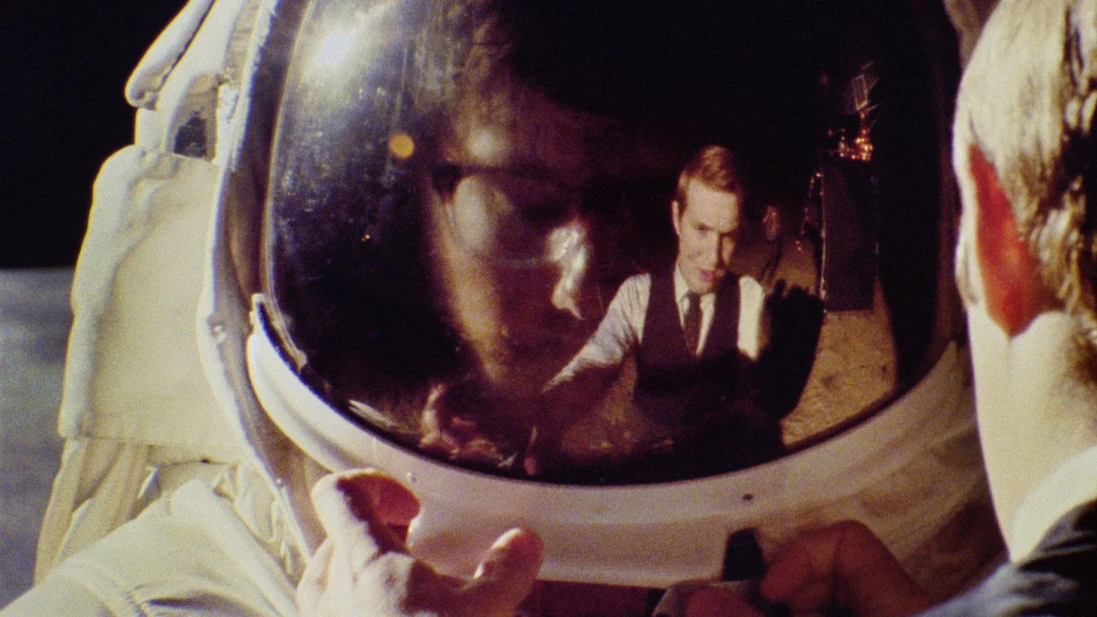 OperationAvalanche_still1-2040.0.0.jpg