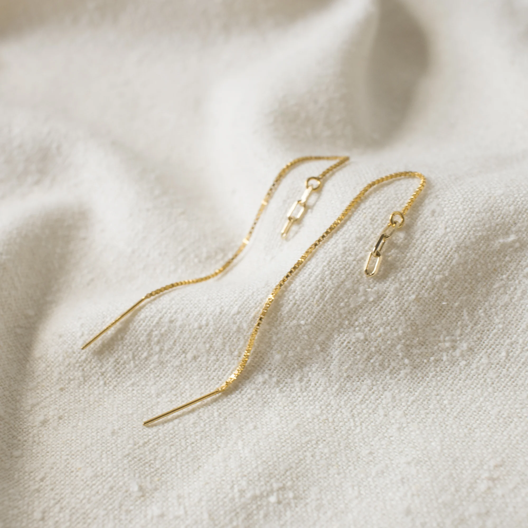 merewif-emma-earrings-gold-2.jpg