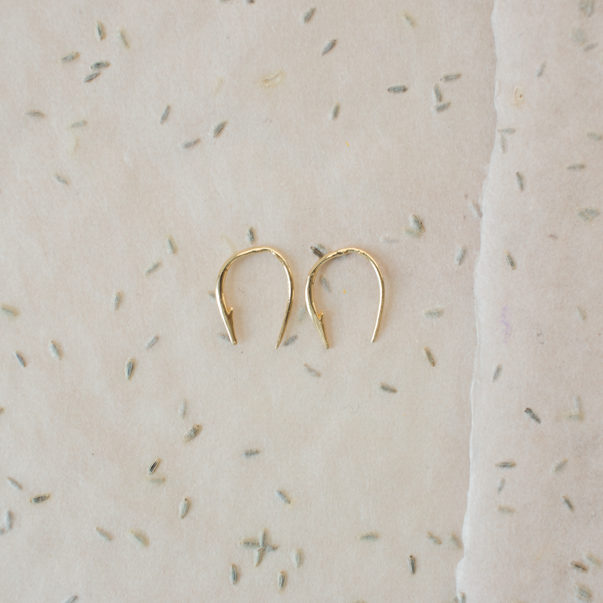 MEREWIF : Shop All : Small Hook Poke Earrings MEREWIF : Shop All : Small Hook Poke Earrings