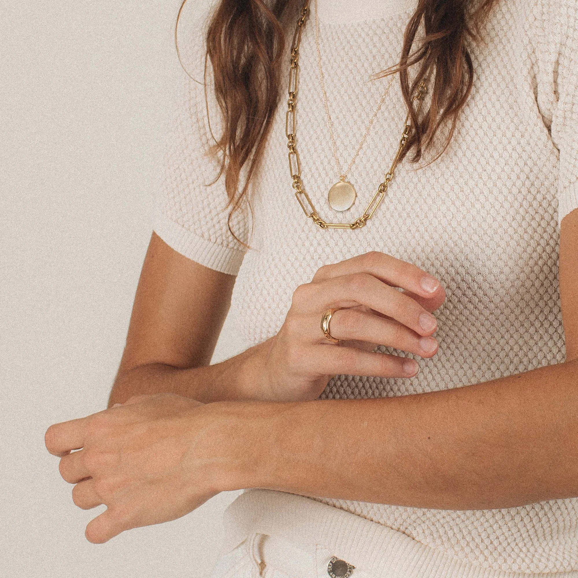 merewif-maris-necklace-wearing2.jpg