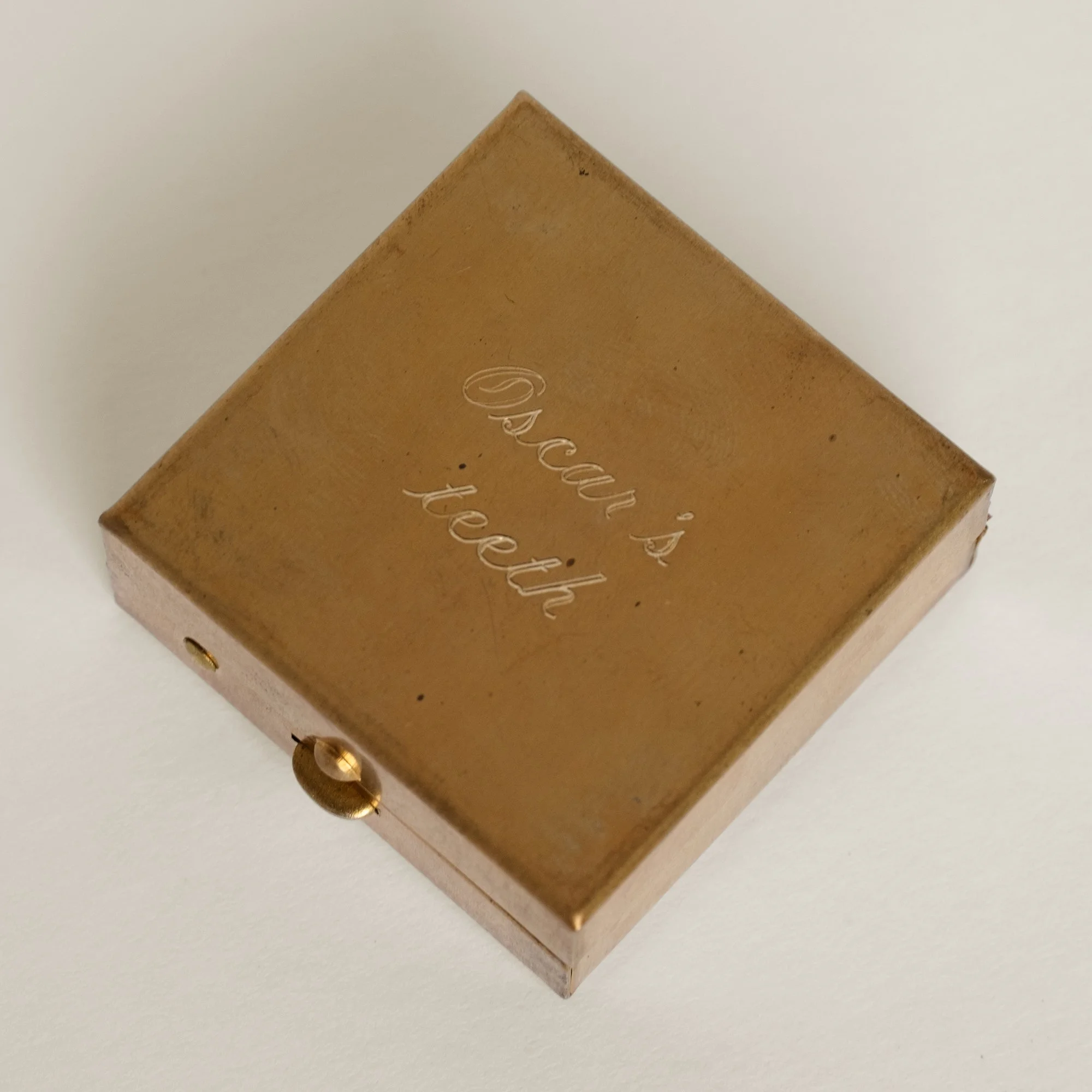 merewif-souvenir-box-1.jpg