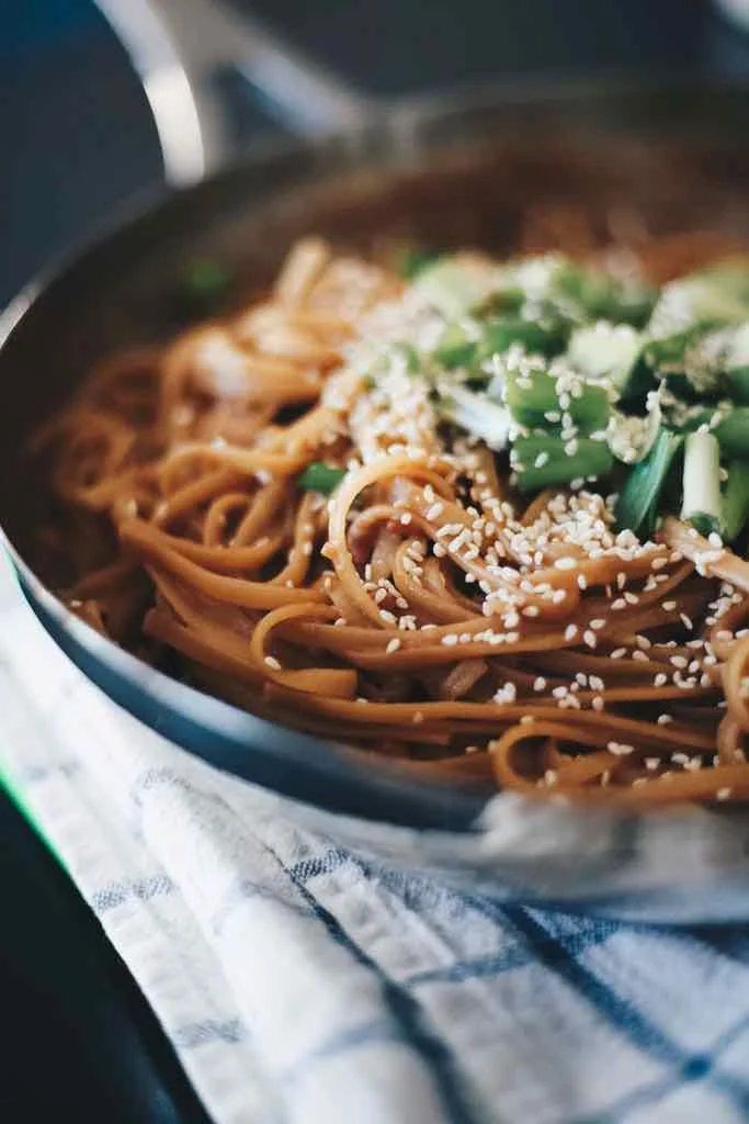 one-pan-peanut-butter-pasta-noodles-3.jpg