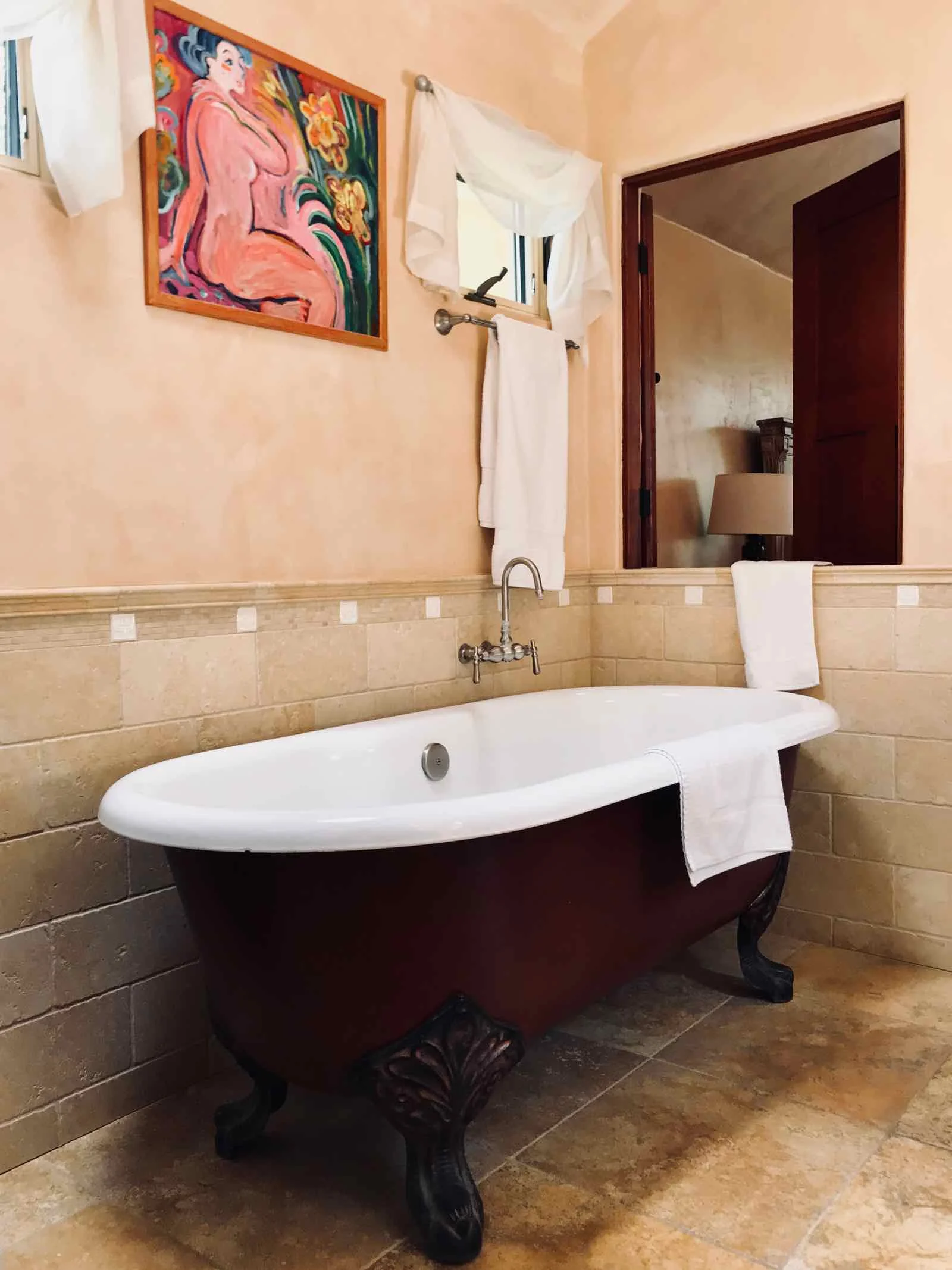 emerald-iguana-inn-treehouse-bathroom.jpg
