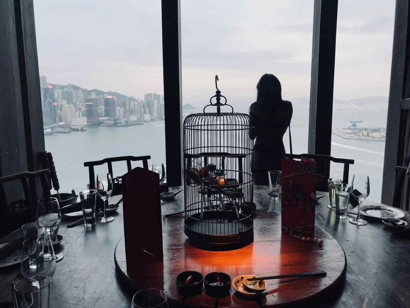 hutong-restaurant-hong-kong.jpg