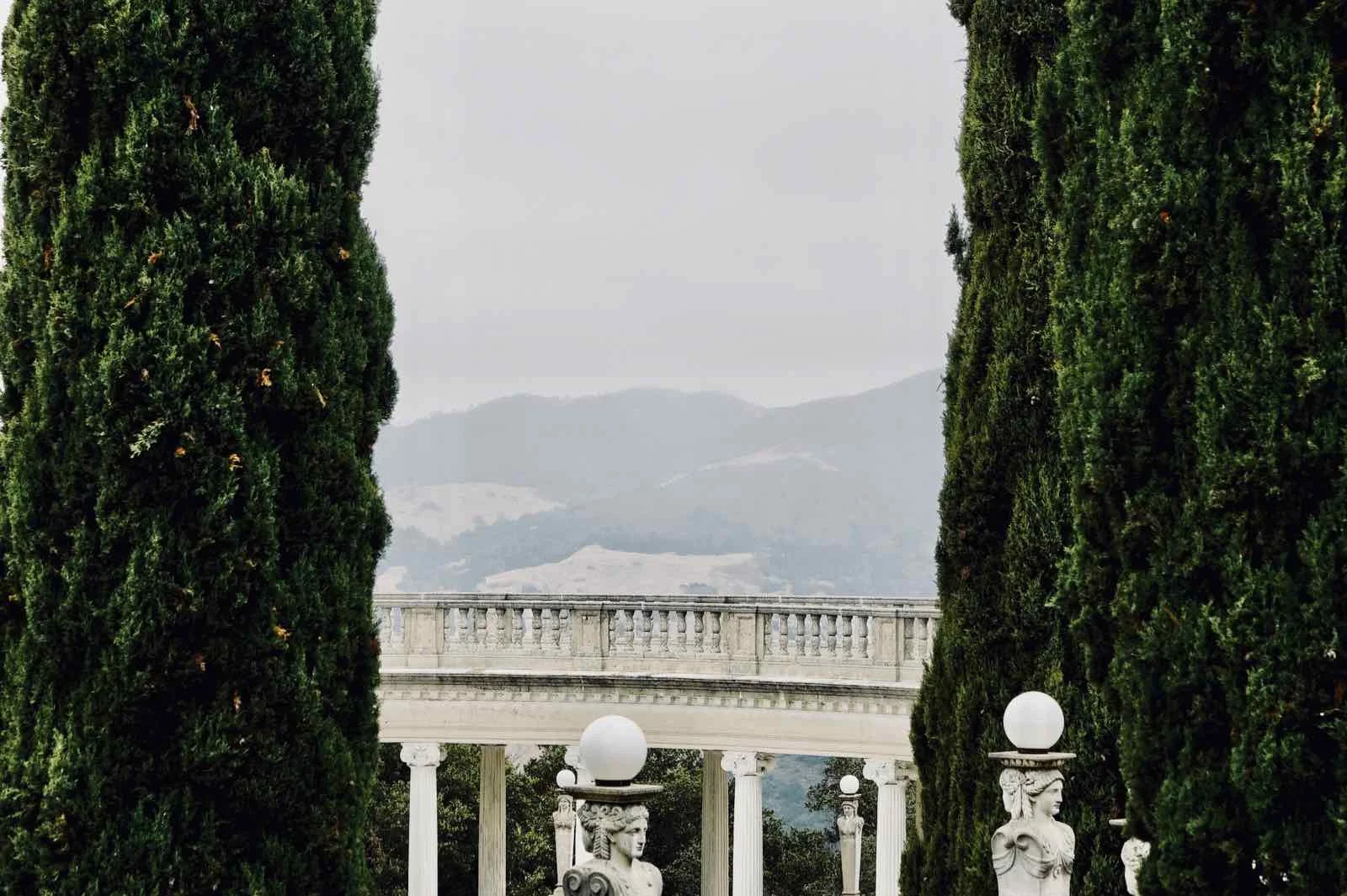 Hearst-Castle.jpg