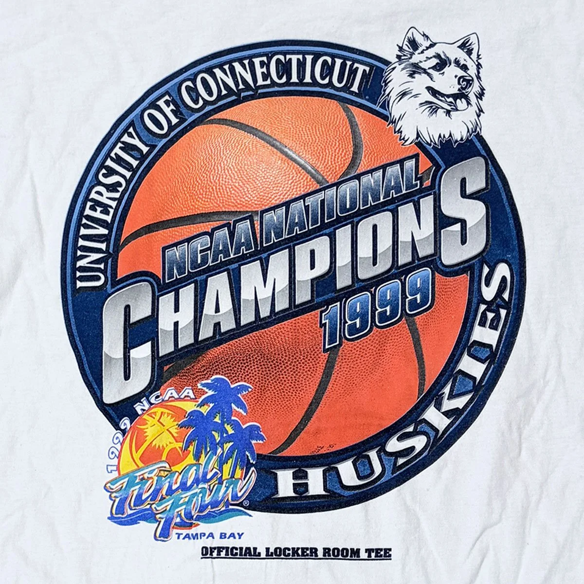 2UCONN_VINTAGE_#ATHLETICUNION.jpg