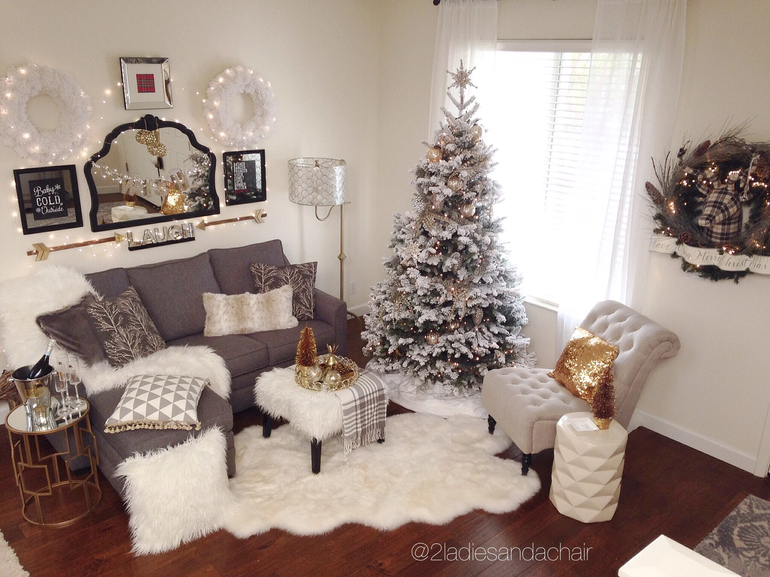 christmas pillows.JPG