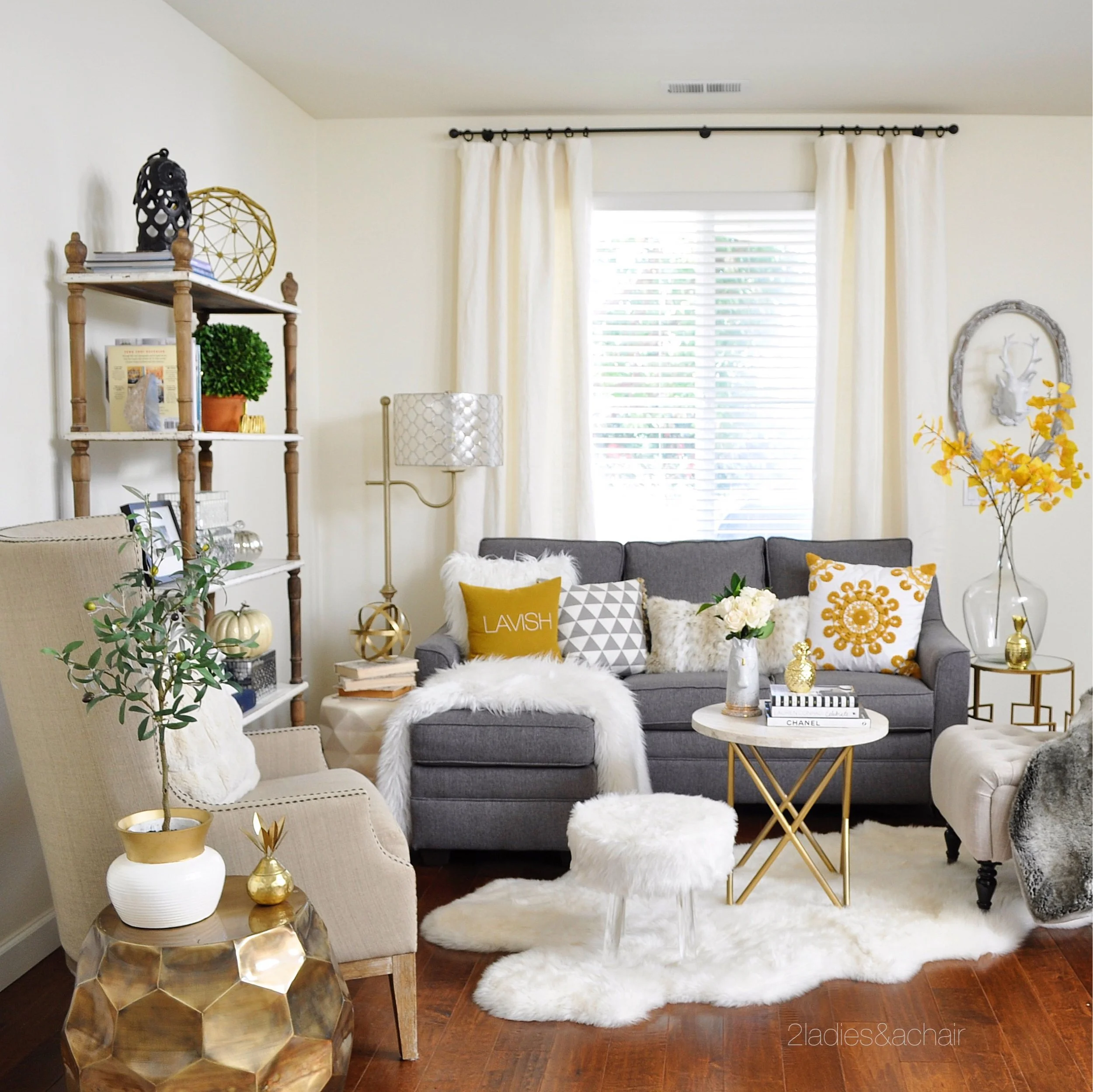 Must-Haves for a Busy Entertaining Season in a Small Space