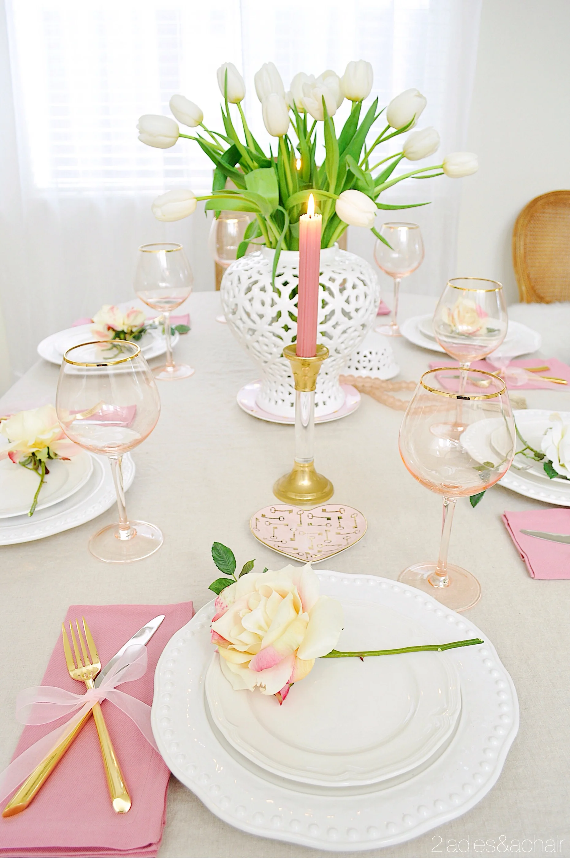 Tips for Creating a Romantic Valentine's Day Table
