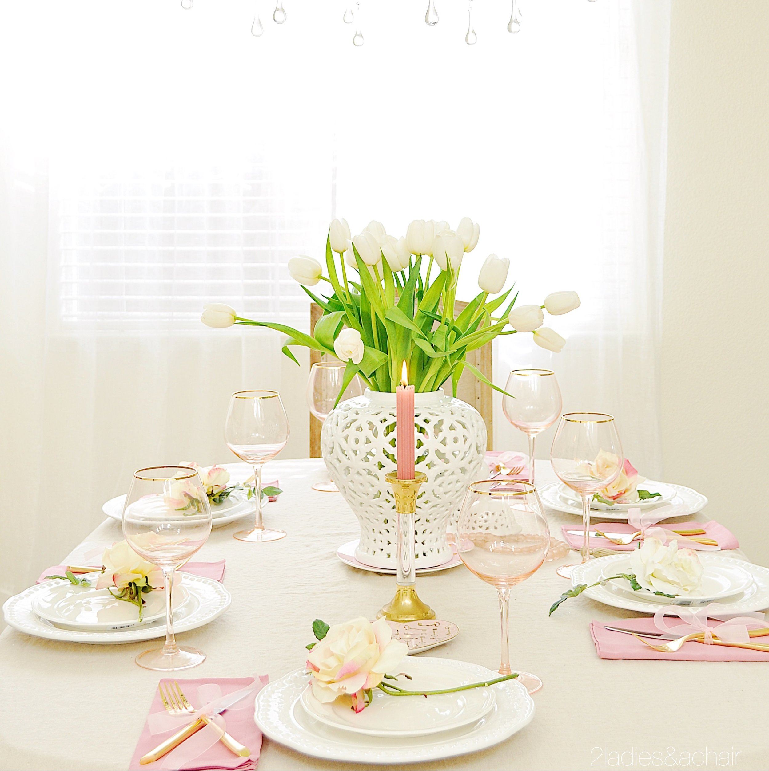 Tips For Creating A Romantic Valentine S Day Table 2 Ladies A
