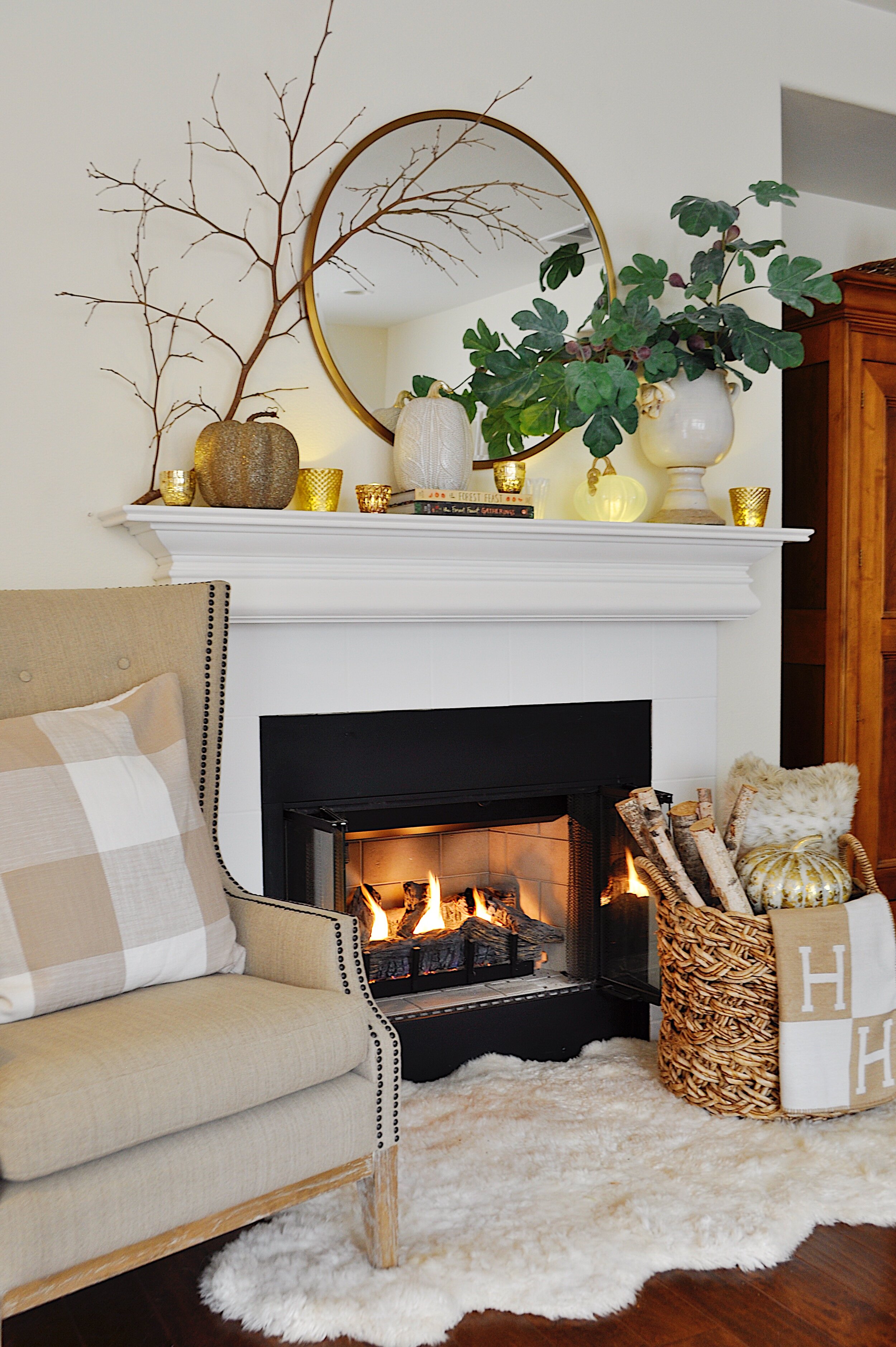 5-fabulous-fall-mantel-decorating-ideas-2-ladies-a-chair