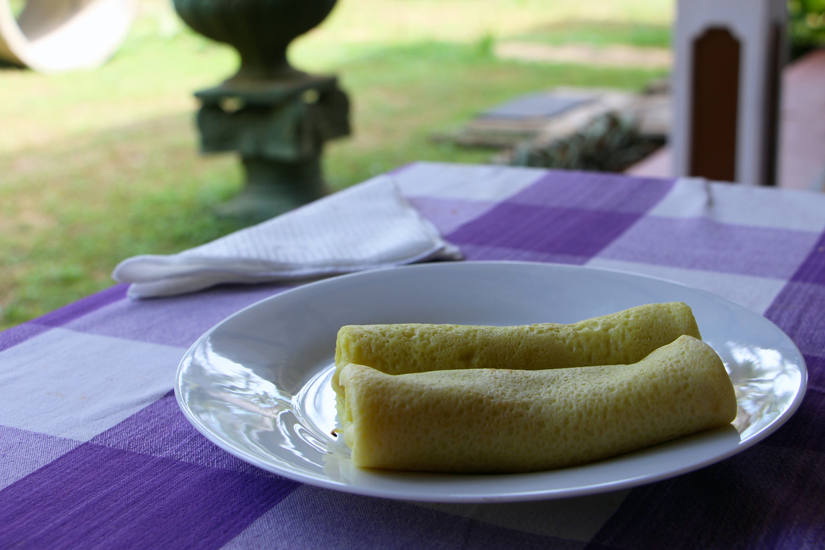 BEST Sri Lankan Coconut Pancakes (Panipol Pancakes) - Joy of Eating the  World