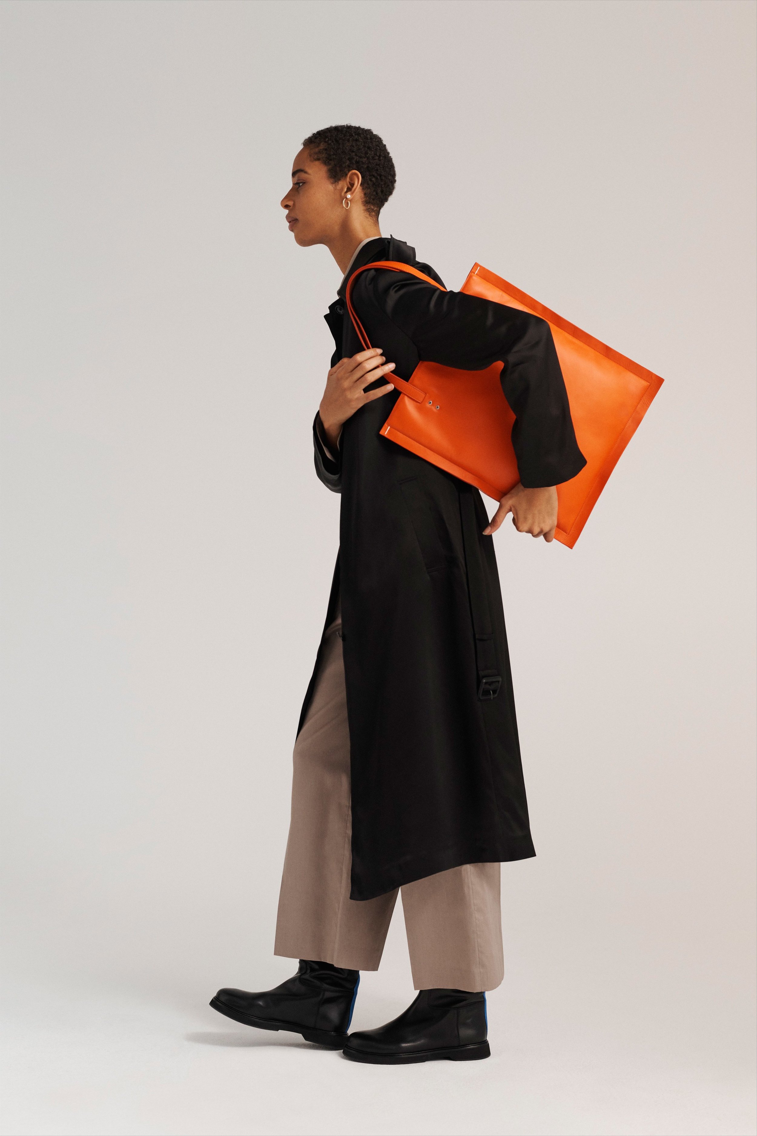 00004-joseph-london-pre-fall-19.jpg