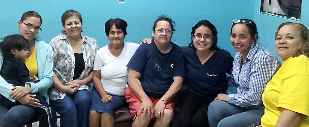 Principe de Paz Group (new member on the left, Sunilda to her right)