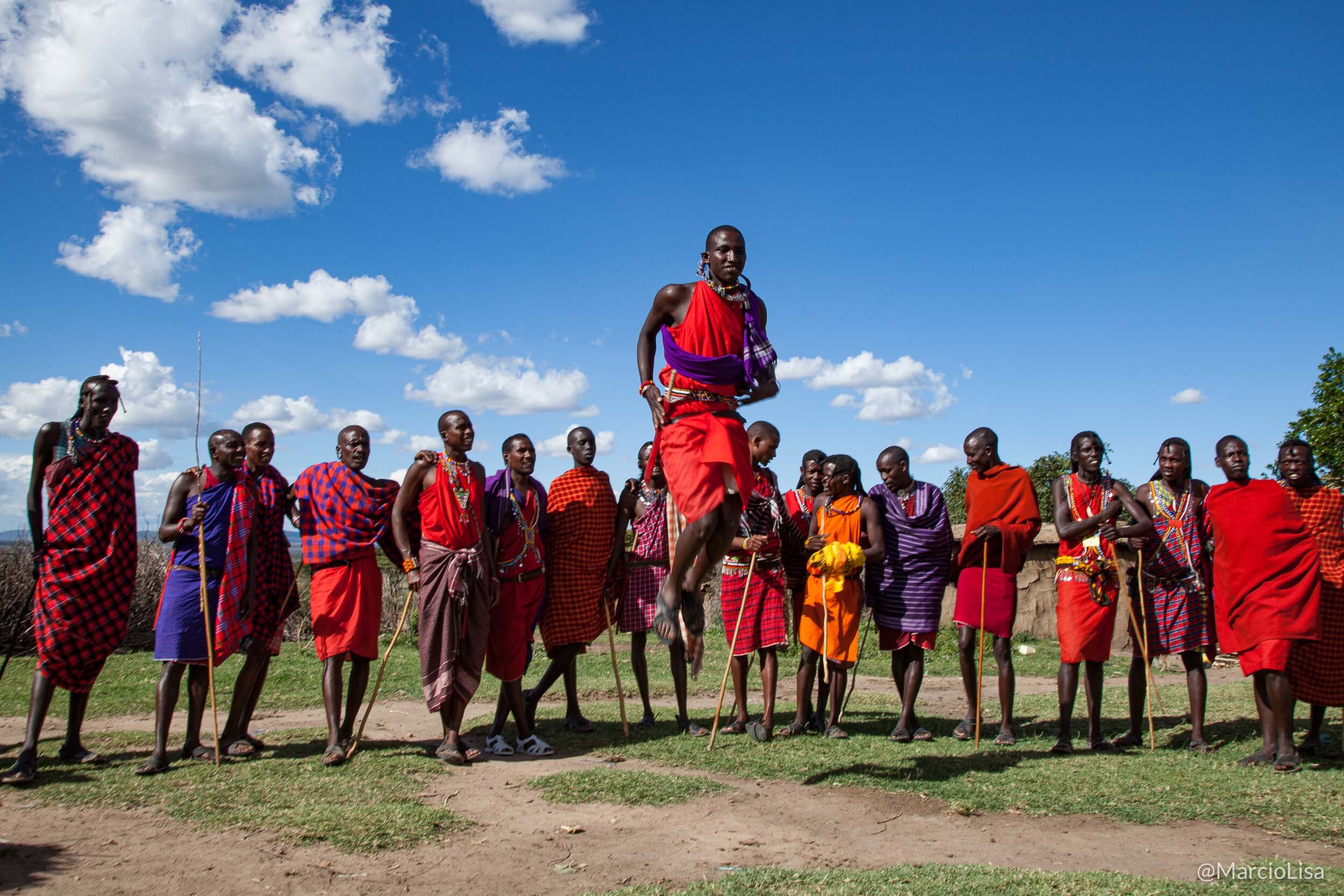 Povo Maasai na reserva Maasai Mara, Quenia