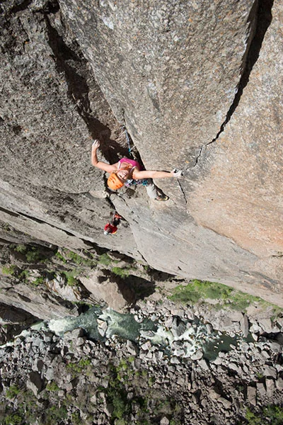 Photo of Jen Olsen and Anthony Everhart on Tague Yer Time, 5.12, in Colorado's Black Canyon of the Gunnison, during June, 2013.&nbsp;