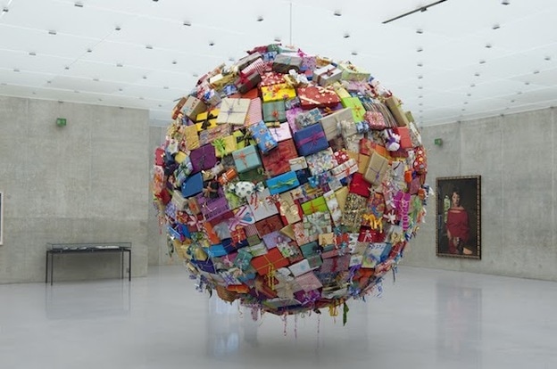 Installation by Pascale Marthine Tayou. Source: https://alchetron.com/Pascale-Marthine-Tayou-849771-W