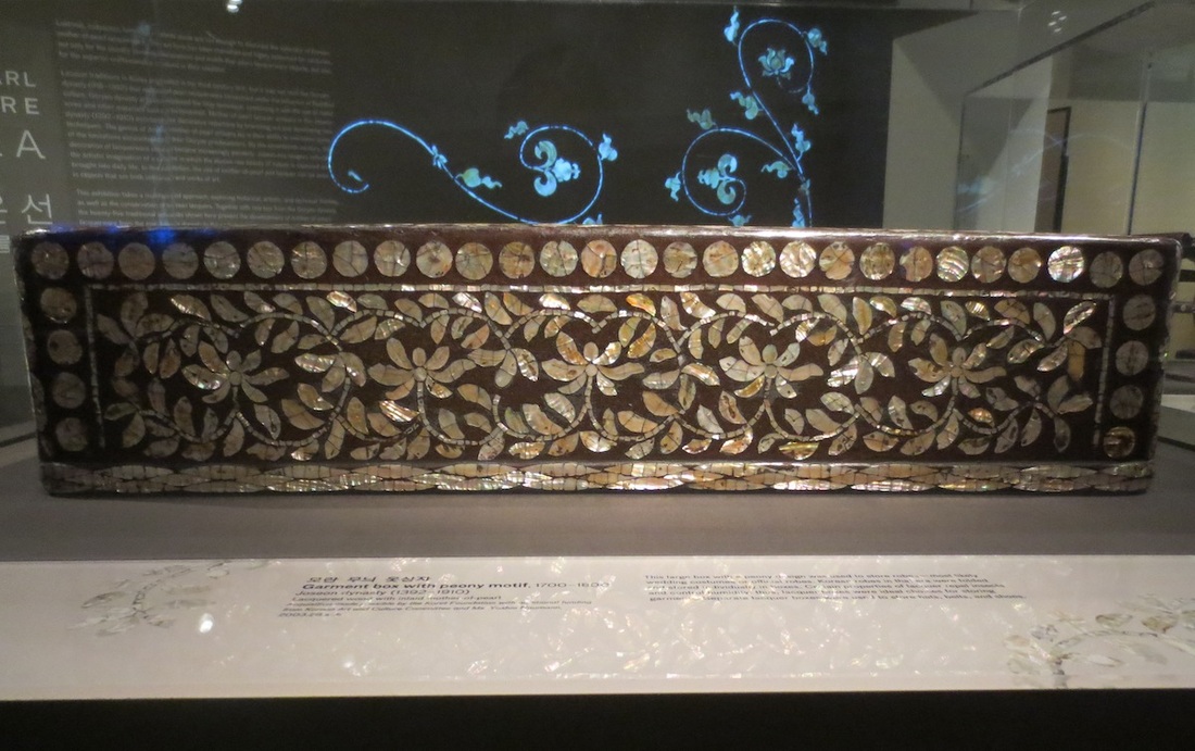 Garment box with peony motif, 1700-1800 (Joseon dynasty, 1392-1910). Lacquered wood with inlaid mother-of-pearl. Asian Art Museum, San Francisco