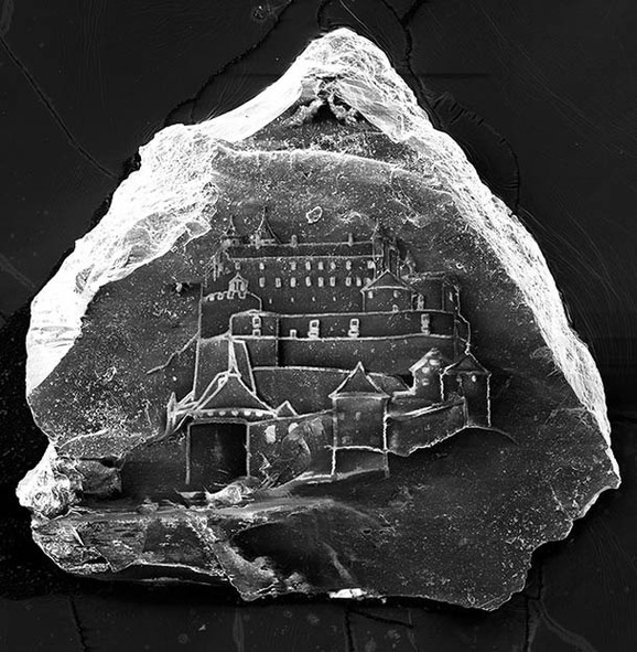 From the "Sandcastles" Series by Vik Muniz and Marcelo Coelho. Source: http://totb.ro/foto-castele-desenate-pe-un-graunte-de-nisip/