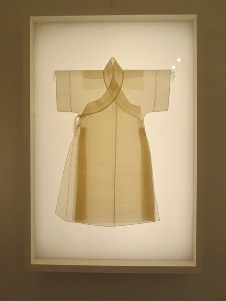 Reconstruction of man's sleeveless robe from Goryeo Dynasty (918-1392), ramie and silk.