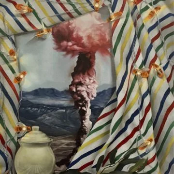 Detail from “The Bee and Jupiter” (2018), by Rachel Kalman. Oil on canvas, 28″ x 32″. Marin MOCA, Novato, CA. Source: marinmoca.org/.