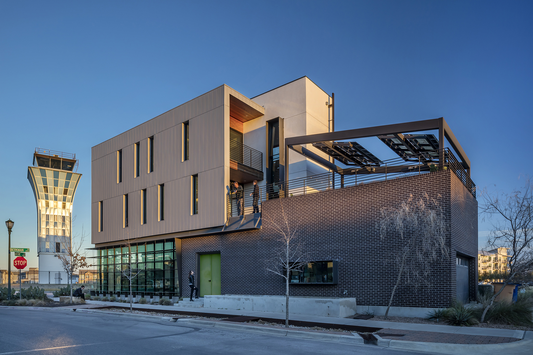 Pike Powers Living Lab Matt Fajkus MF Architecture by Charles Davis Smith 8.jpg