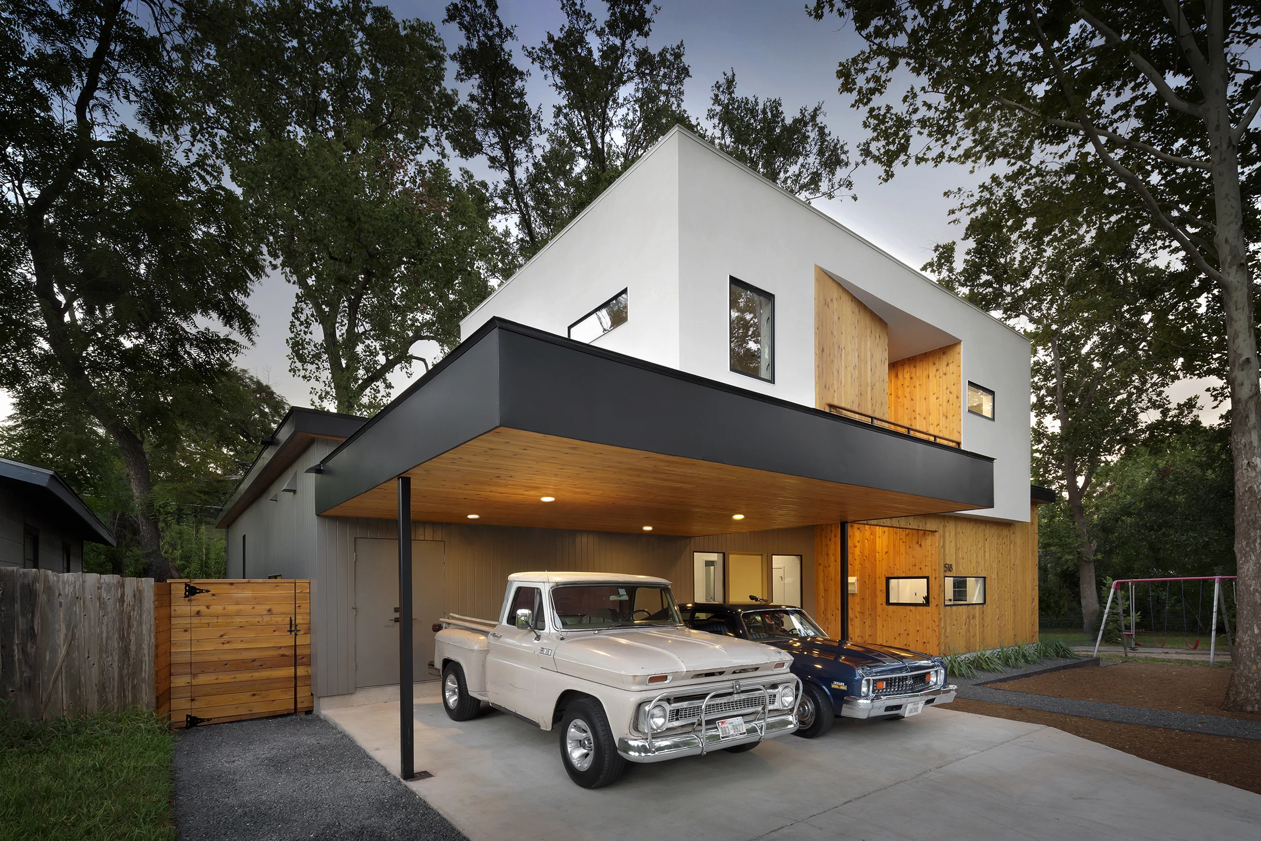 Matt Fajkus MF Architecture Tree House_Perspective Front 2 Photo Brian Mihealsick.jpg