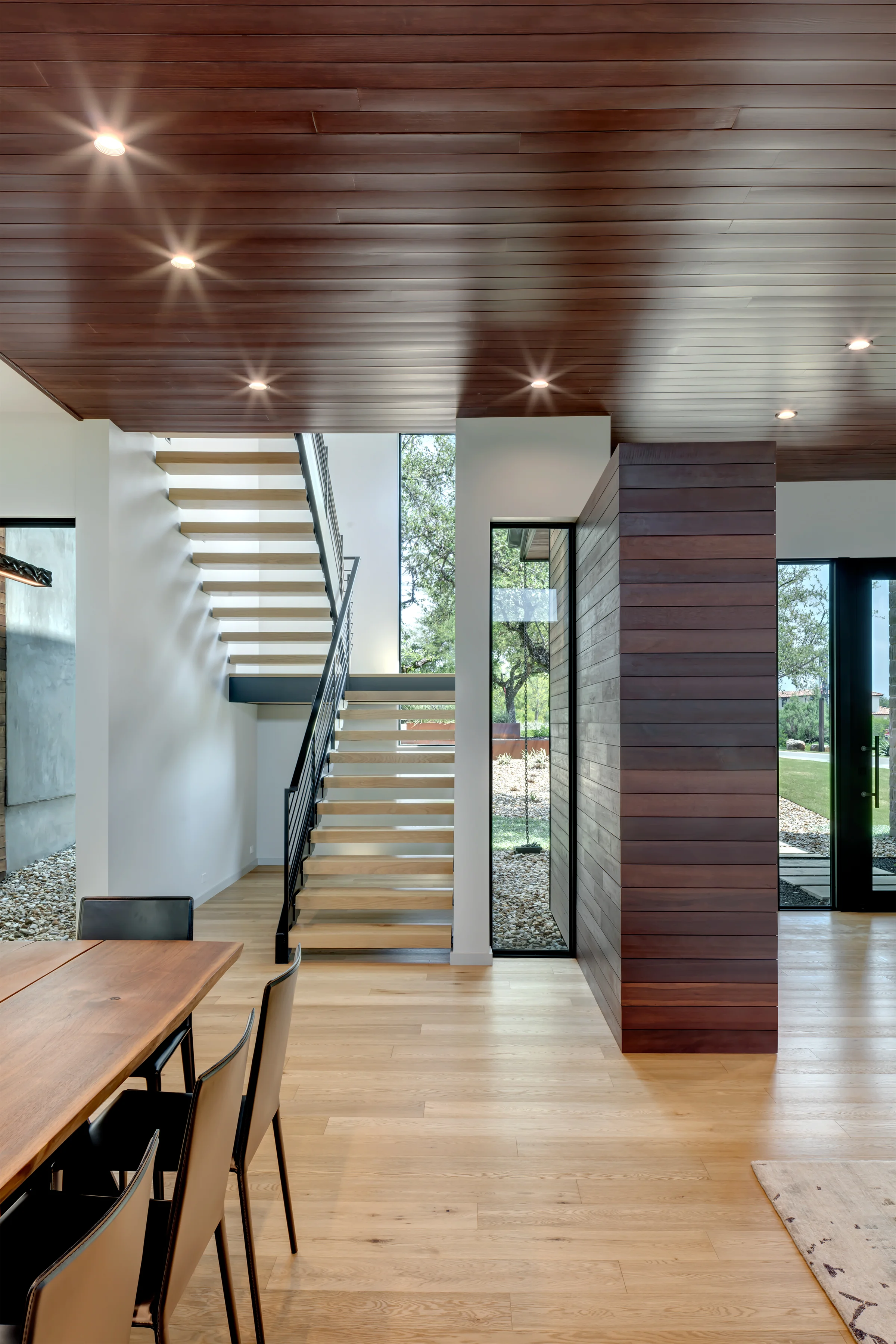Matt Fajkus MF Architecture_Control-Shift House_Interior Photo 4 by Charles Davis Smith.jpg