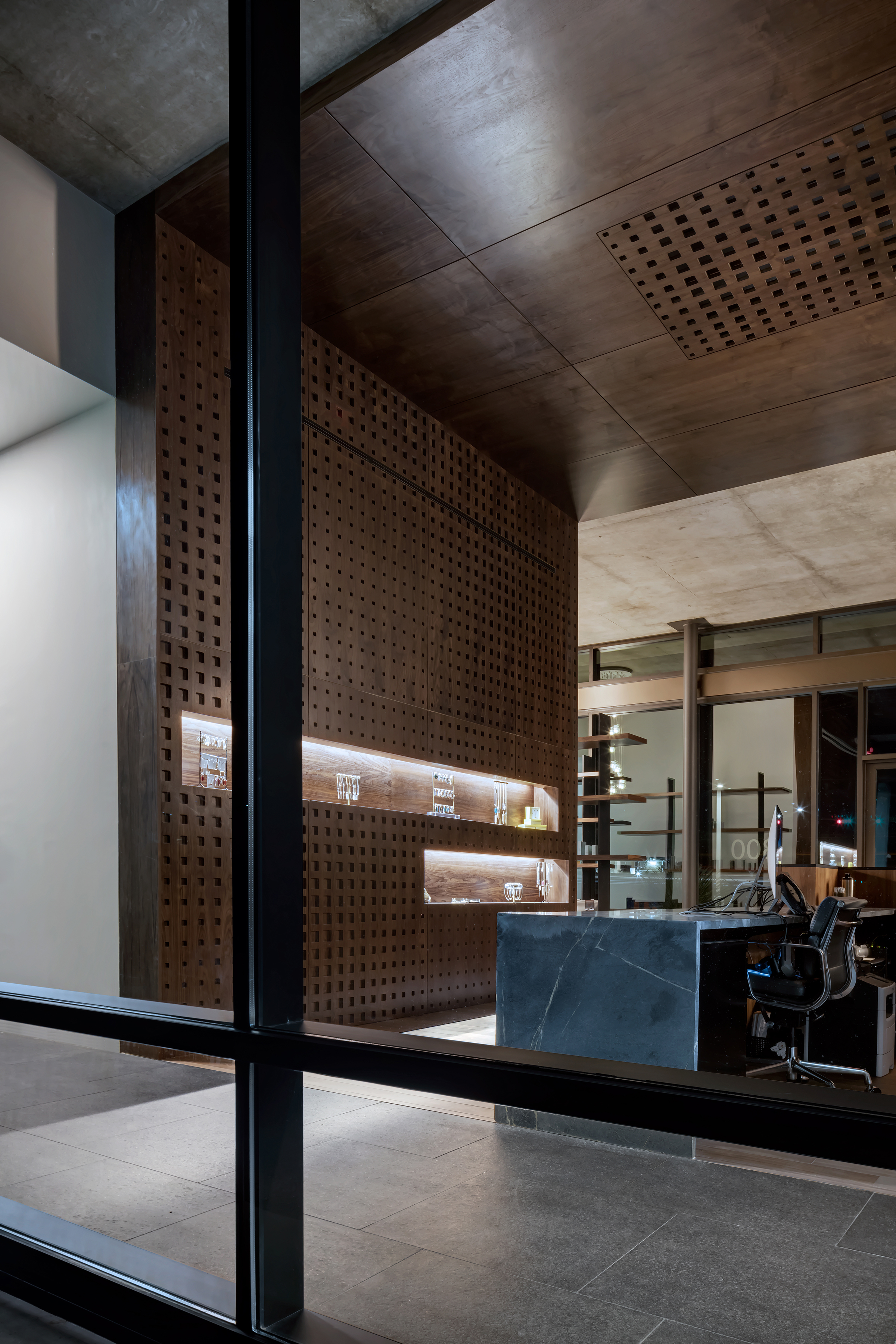 12 Westlake Dermatology Marble Falls by Matt Fajkus Architecture_interior photo by Charles Davis Smith.jpg