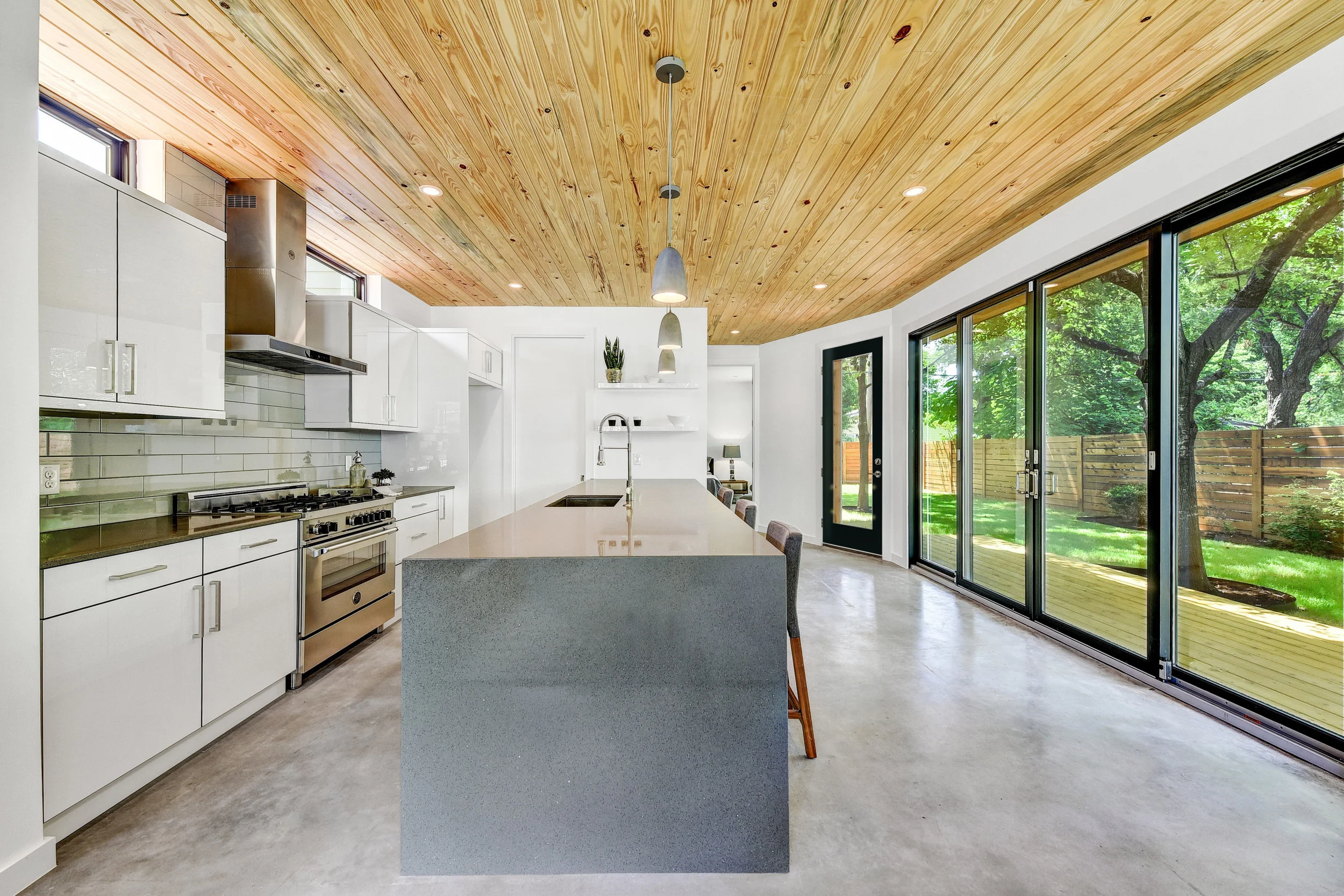 Matt Fajkus MF Architecture sideSTEP House_Photo 3 by Twist Tours.jpg