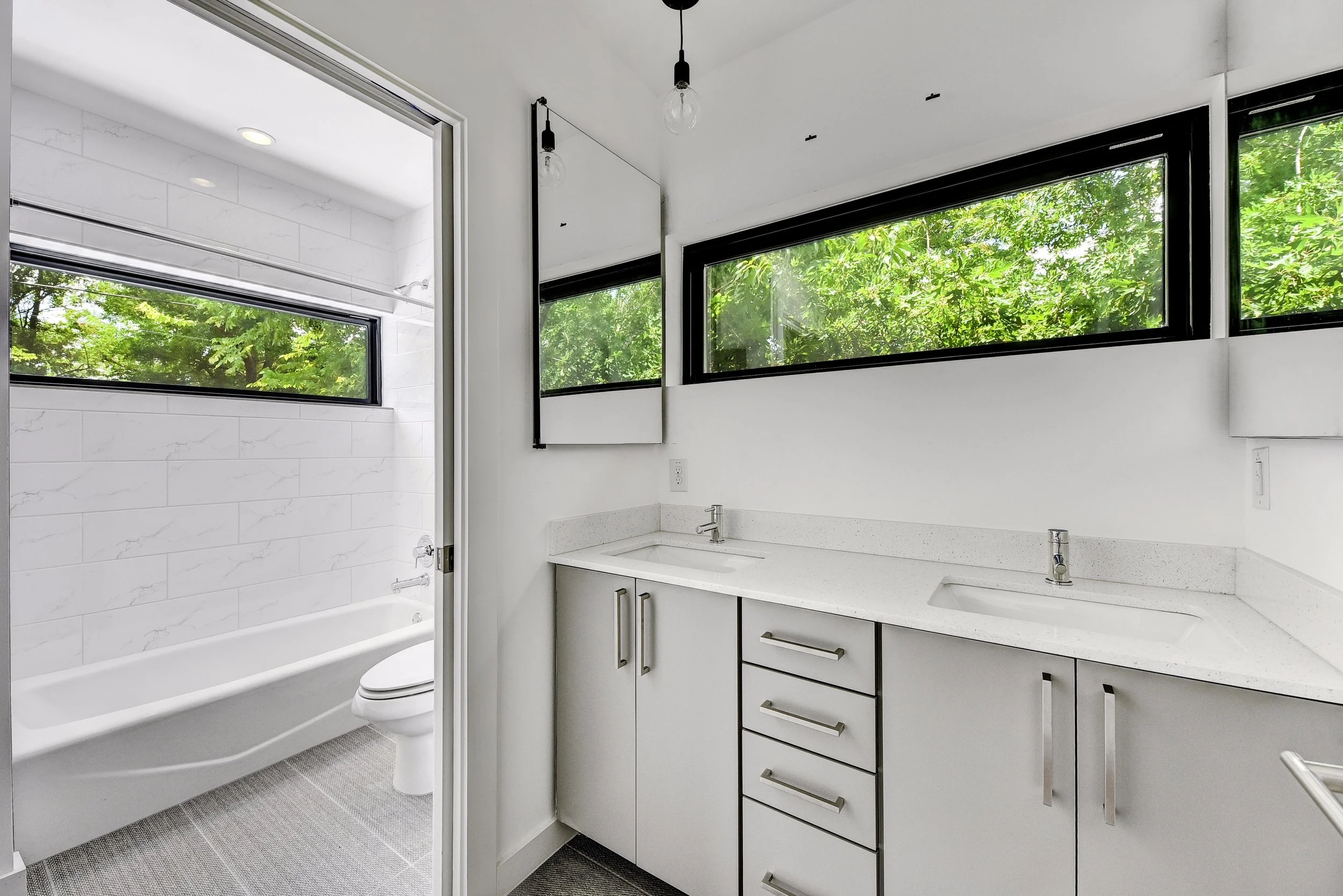 Matt Fajkus MF Architecture sideSTEP House_Photo 6 by Twist Tours.jpg