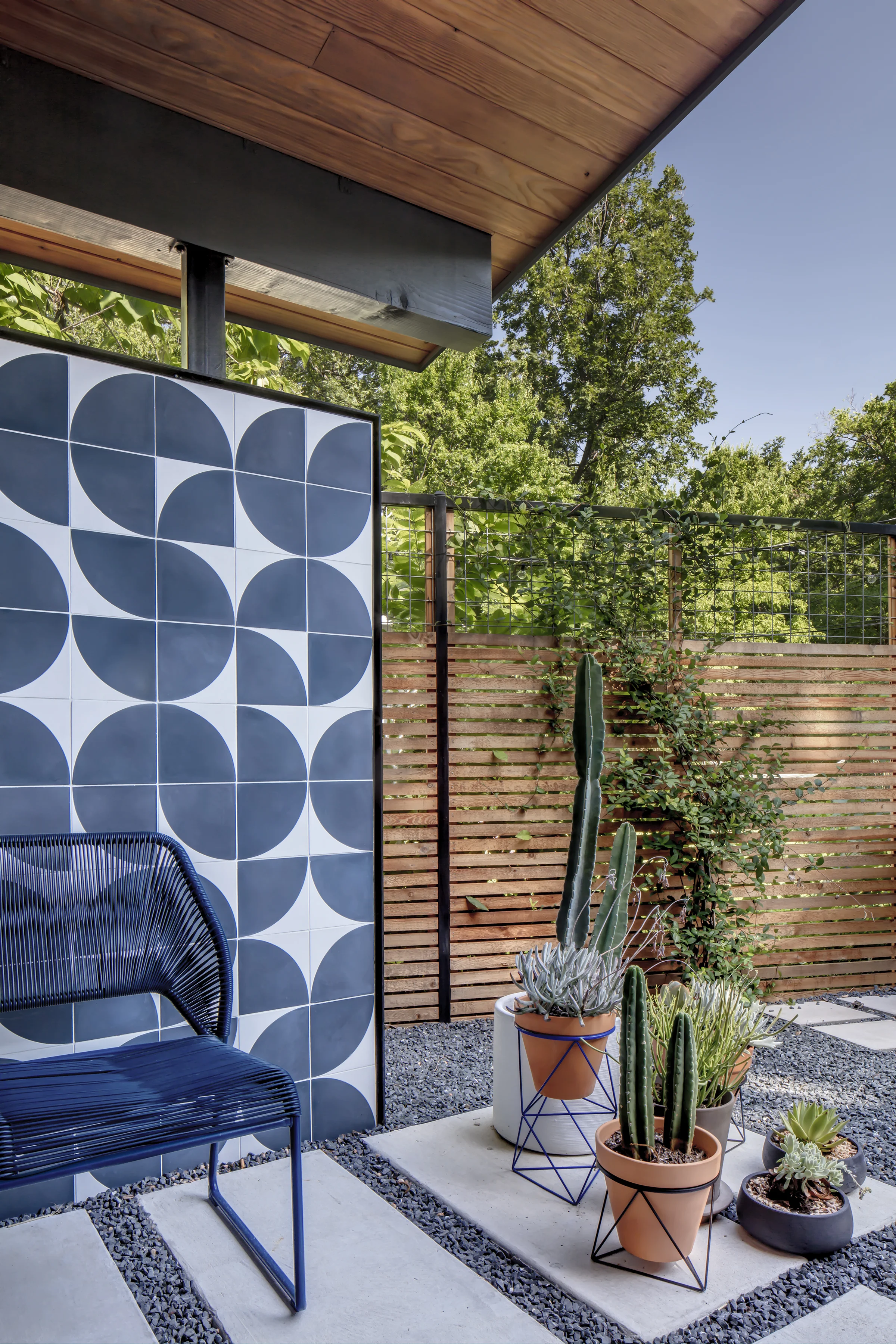 12 Re-Open House by Matt Fajkus Architecture - Photo by Charles Davis Smith.jpg