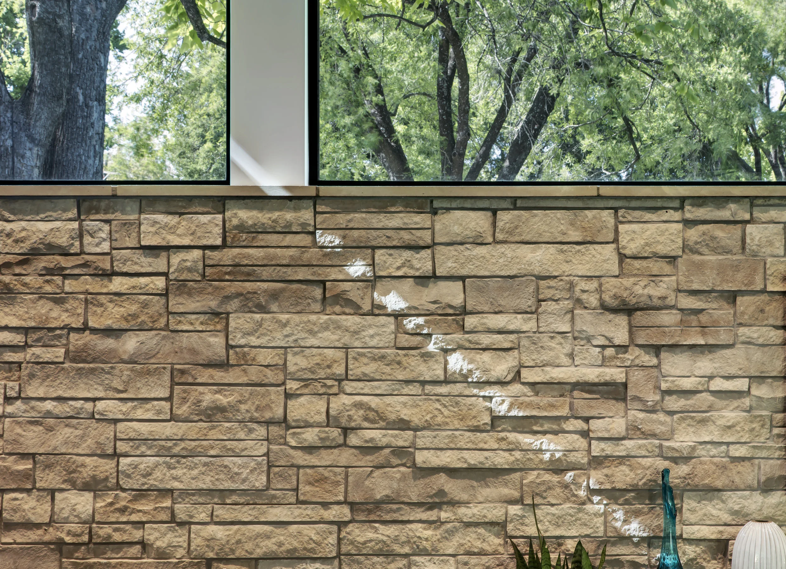 16 Re-Open House by Matt Fajkus Architecture - Photo by Charles Davis Smith.jpg