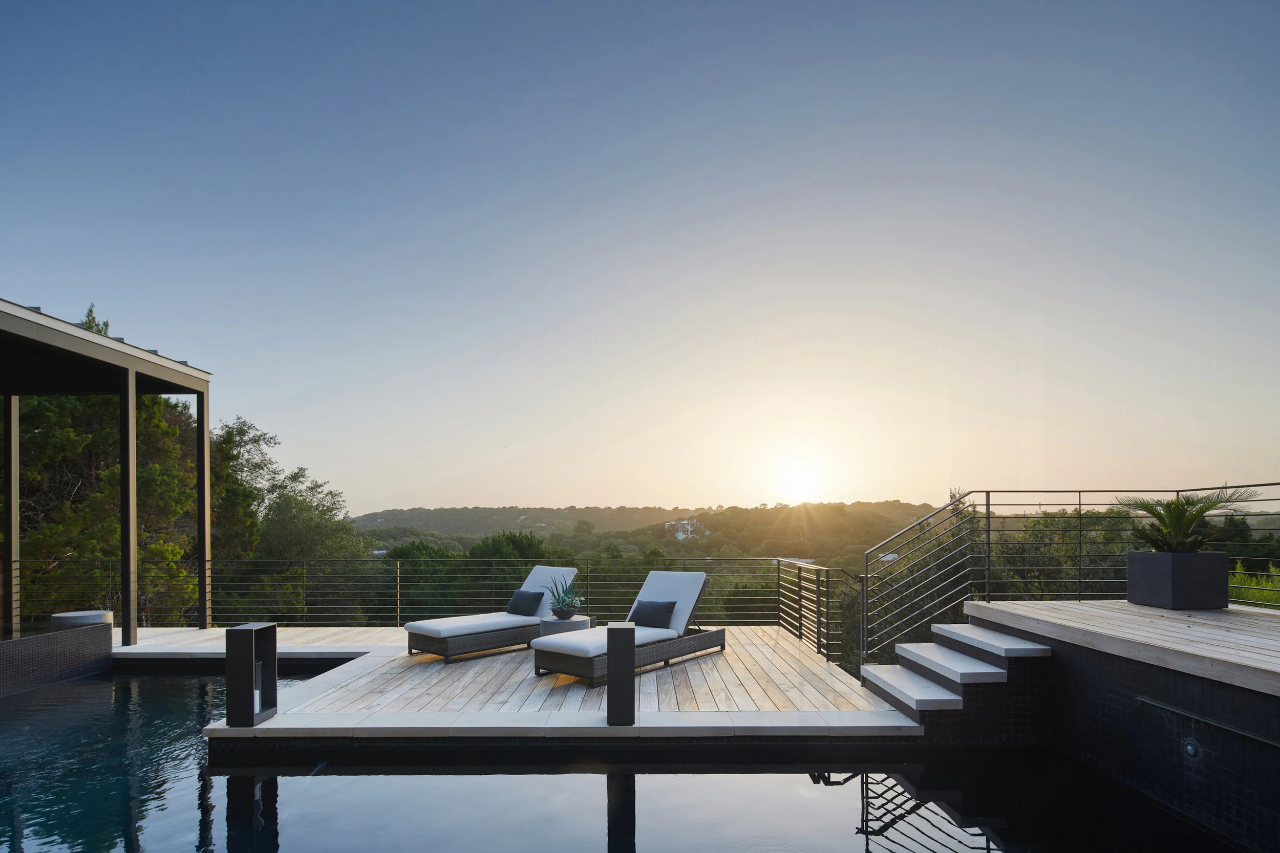 25 Via Media Residence by Matt Fajkus Architecture. Photography by Leonid_Furmansky.jpg