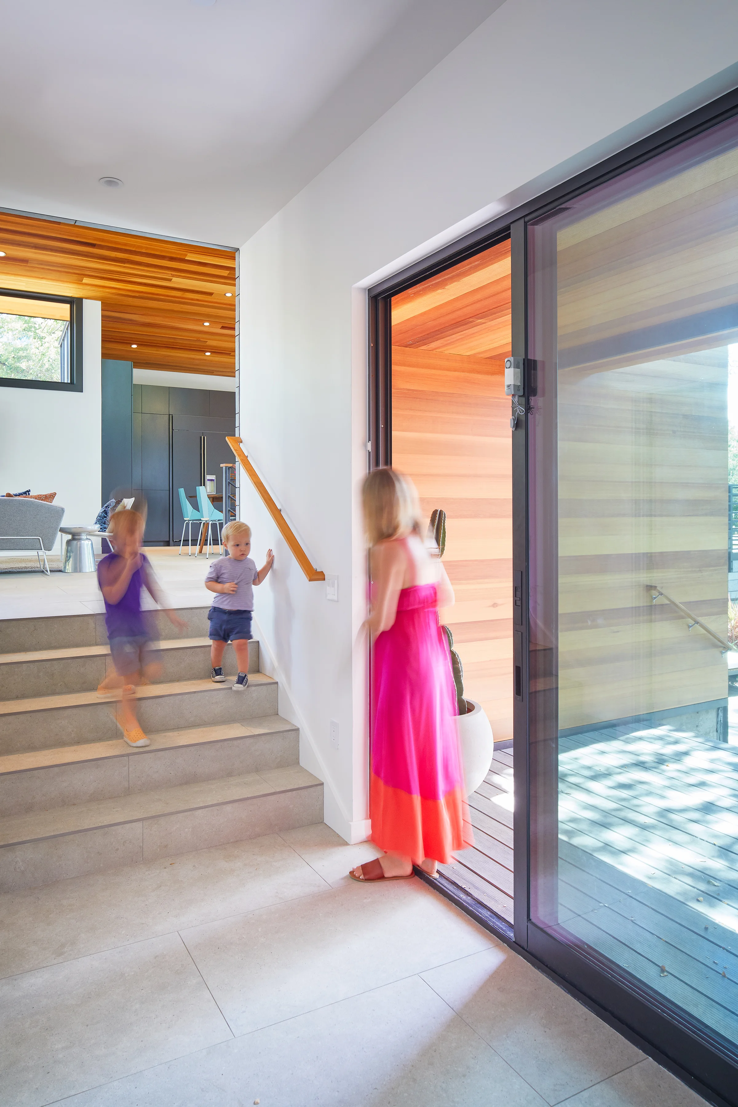 17-Ridgewood Residence by Matt Fajkus Architecture. Photo by Leonid Furmansky.jpg