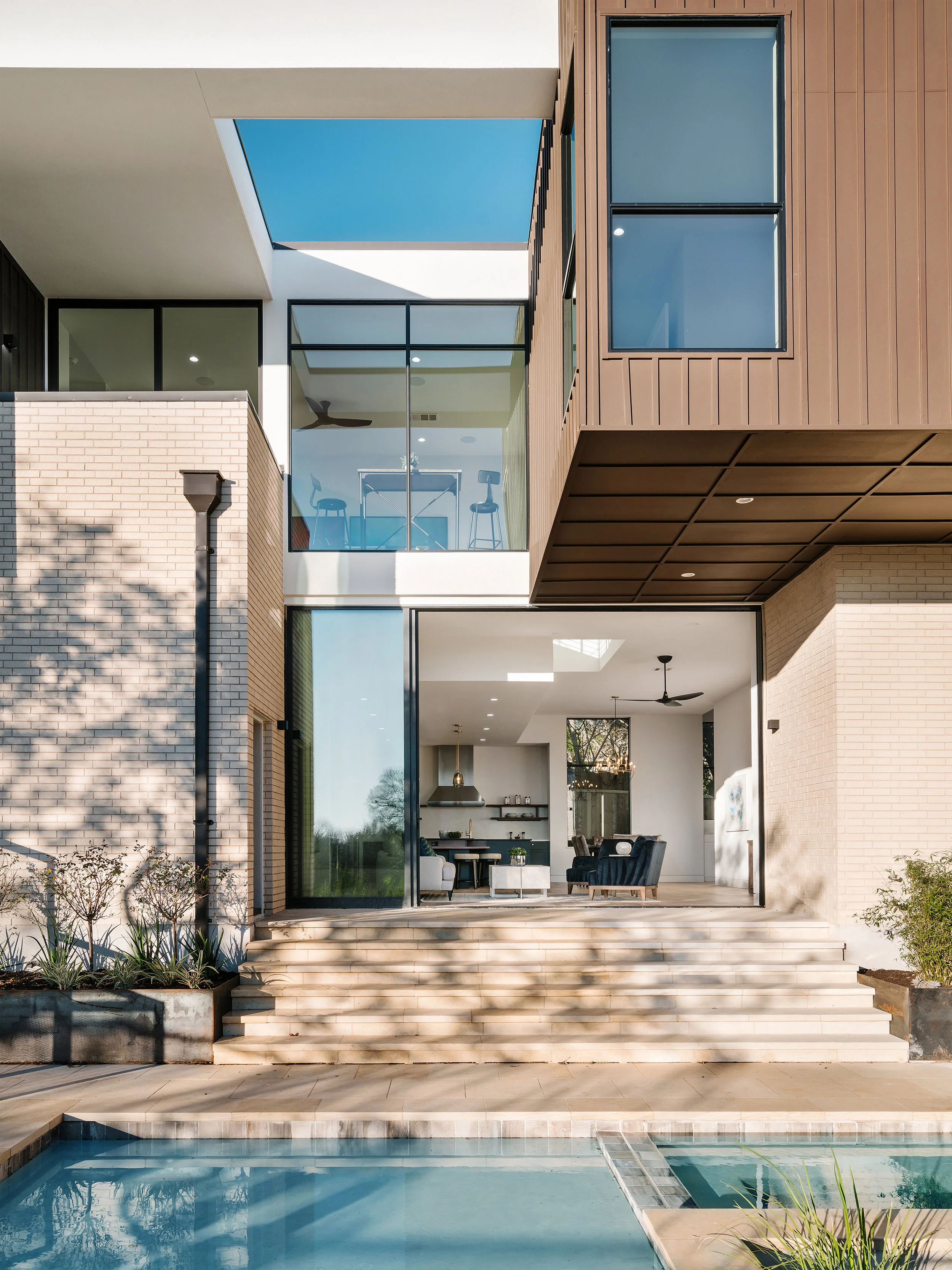 9 Allotted Space House by Matt Fajkus Architecture. Photo by Chase Daniel.jpg