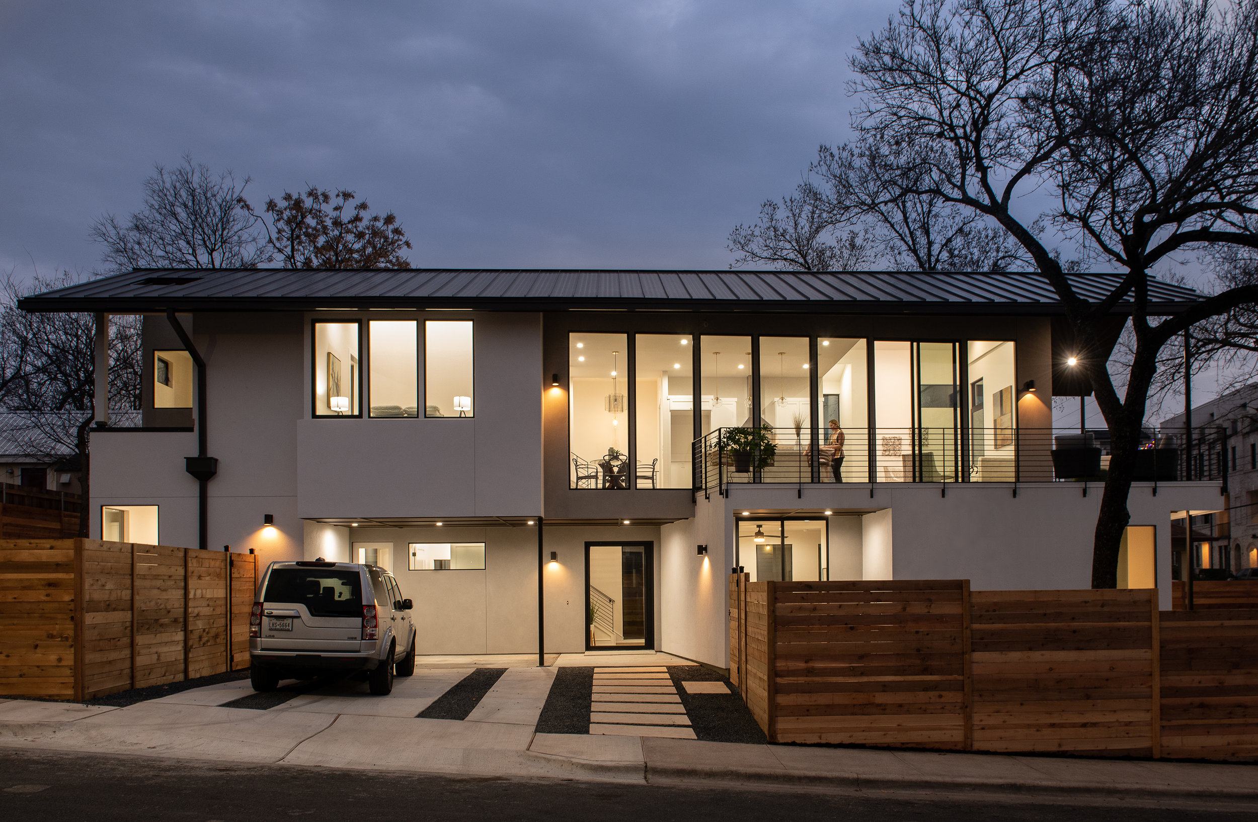 1 Curve Street Residence by Matt Fajkus Architecture. Photo by Casey Woods.jpg