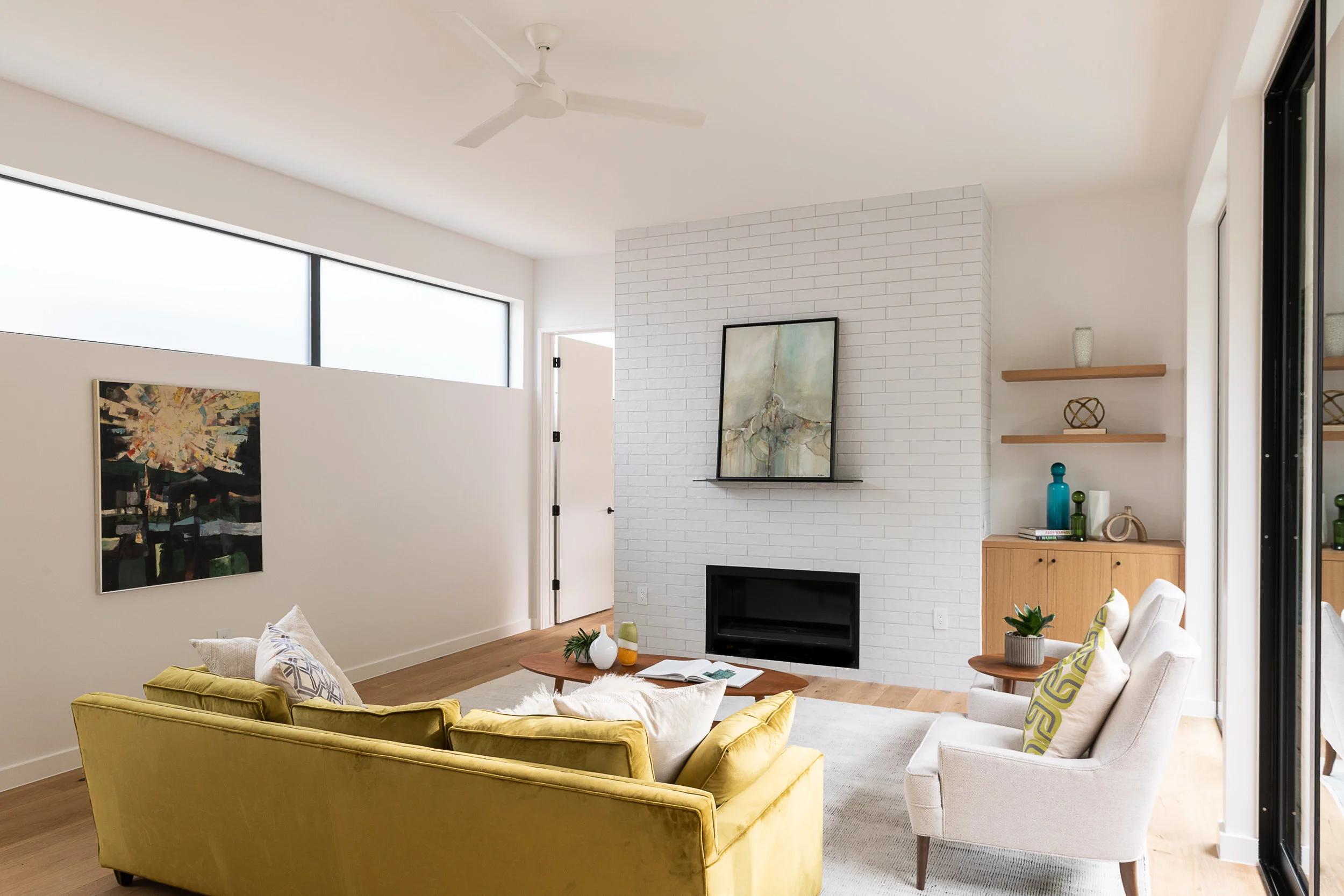 Split House by Matt Fajkus Architecture. Photo 12 by Casey Woods.jpg