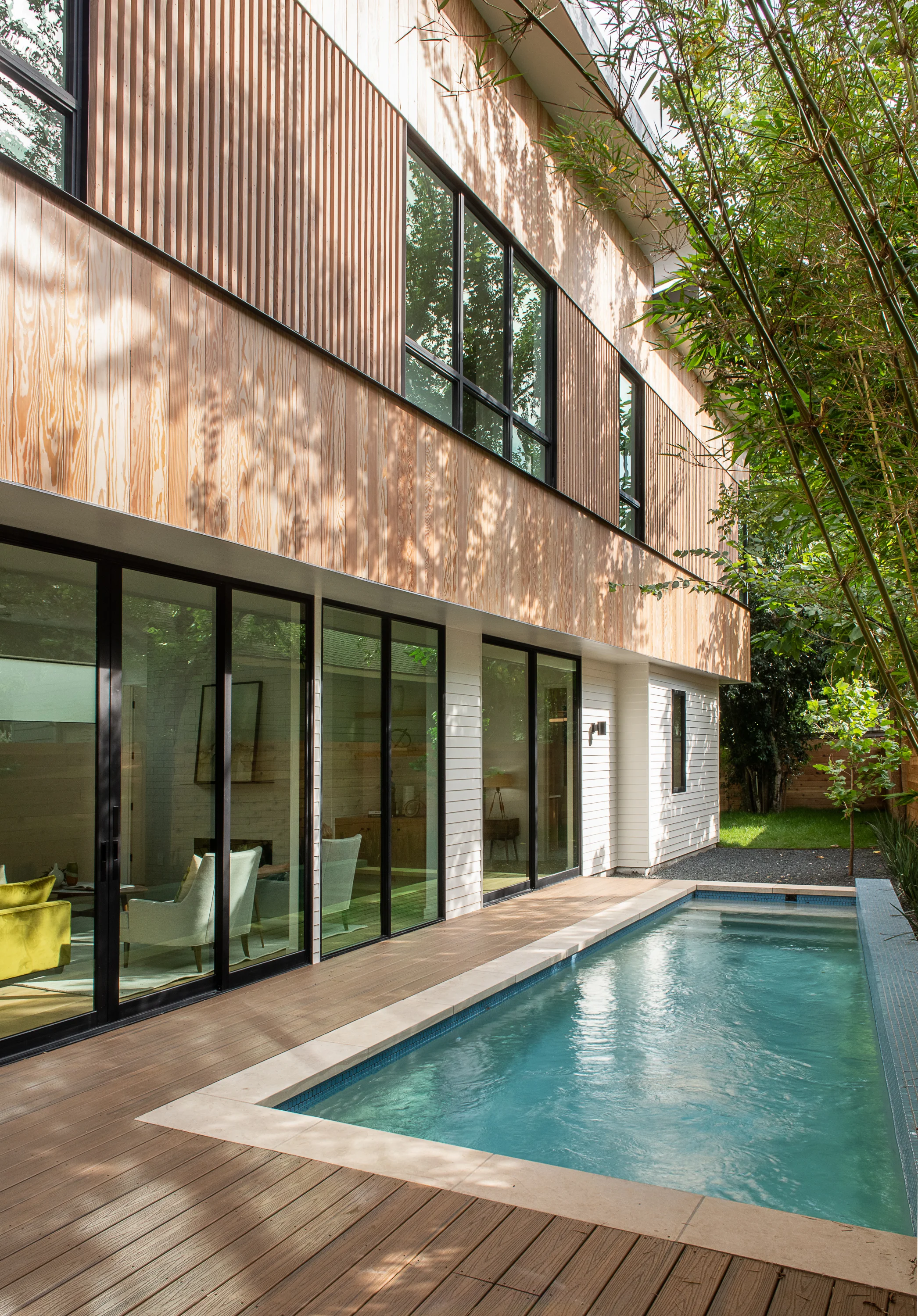 Split House by Matt Fajkus Architecture. Photo 13 by Casey Woods.jpg